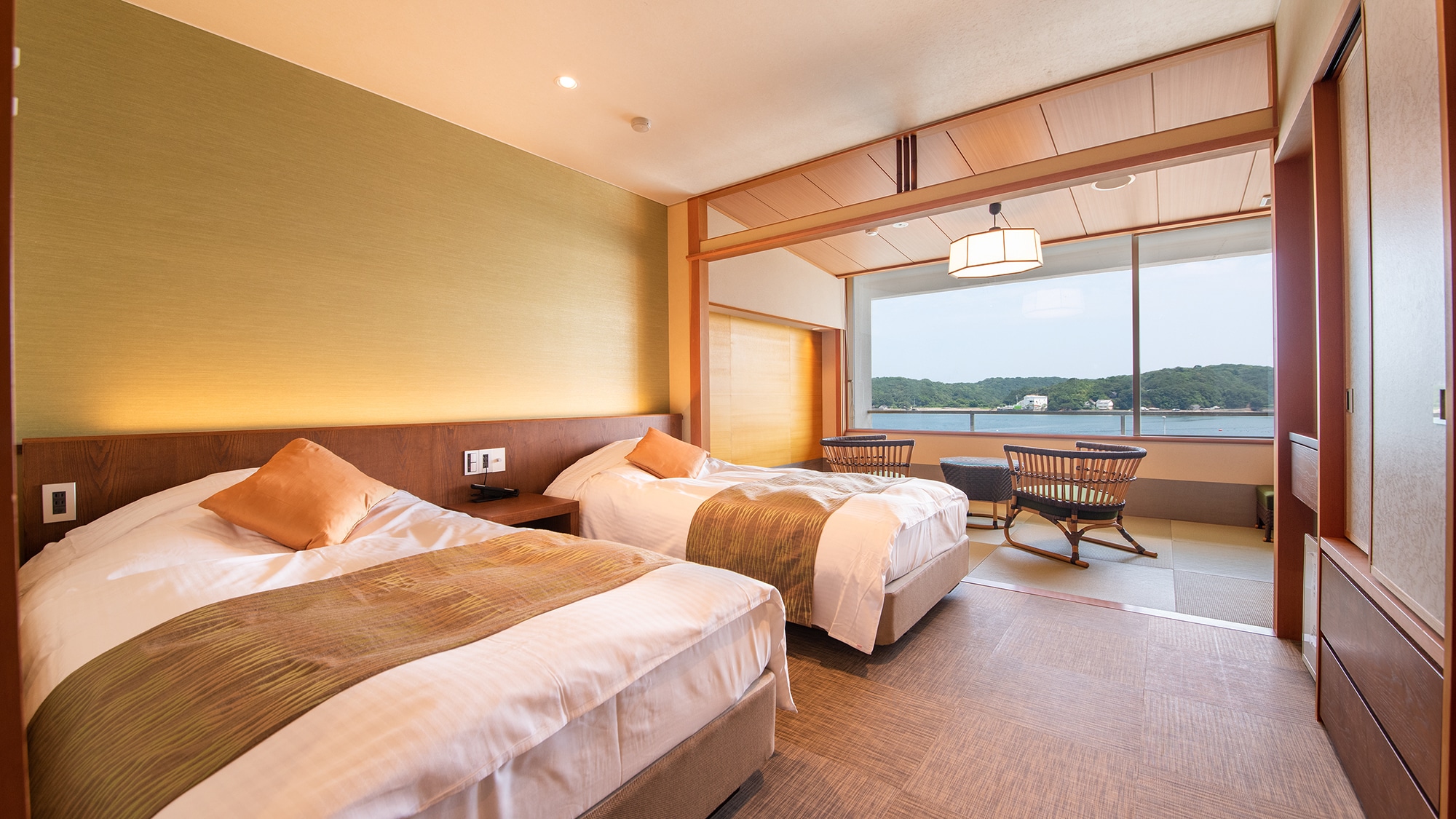 * [Example of guest room] Misaki-tei Japanese-Western style room (non-smoking)
