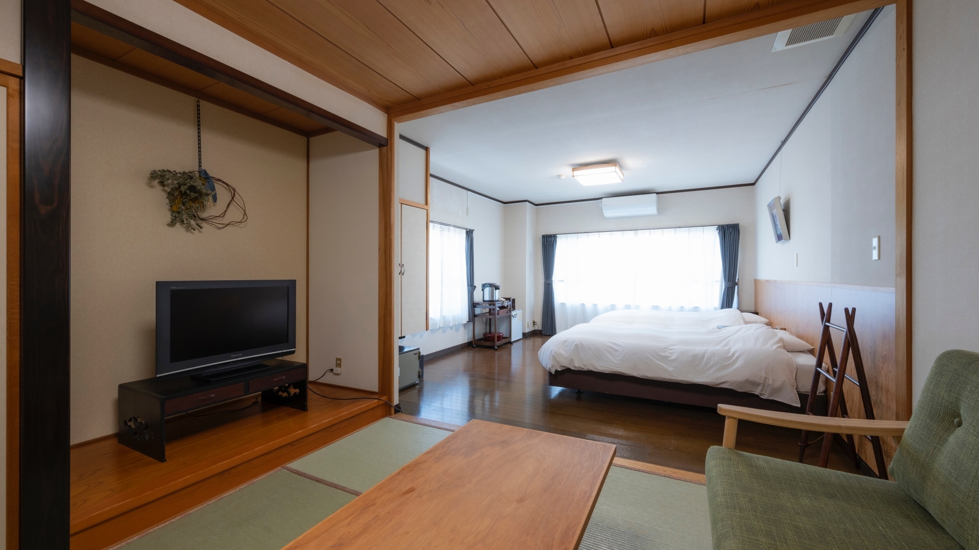 [Non-smoking / Japanese and Western rooms in the annex] August 2020 Simmons bed introduced!