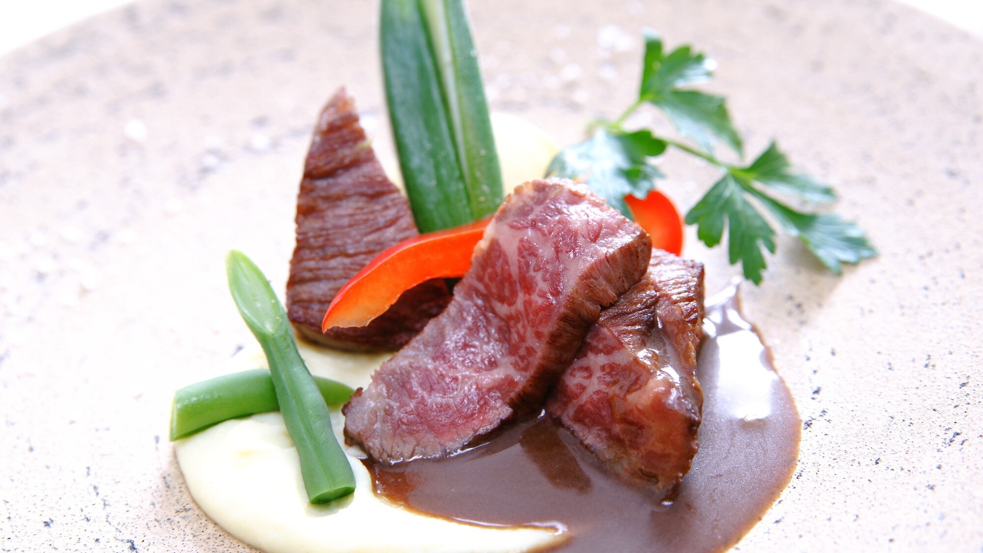 [Standard Plan] A full course meal including fish dishes using spiny lobster and meat dishes with wasabi