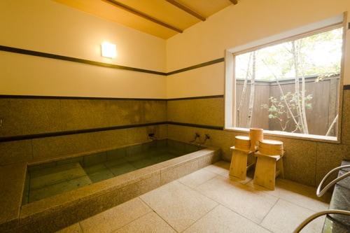 West (Western-style room)