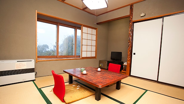 [Japanese-style room]