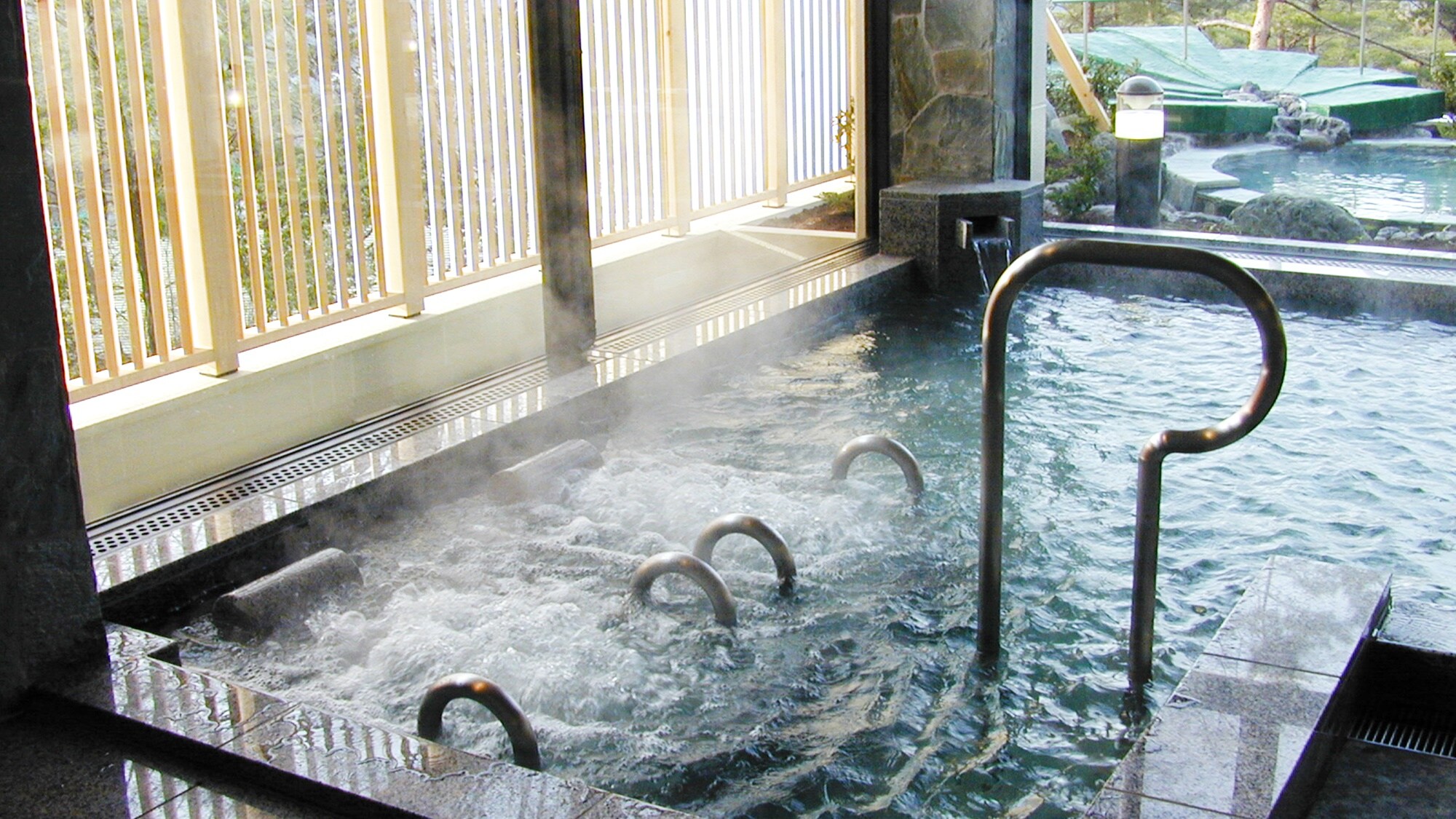 * Please enjoy the hot springs in the "bath zone" on the premises.