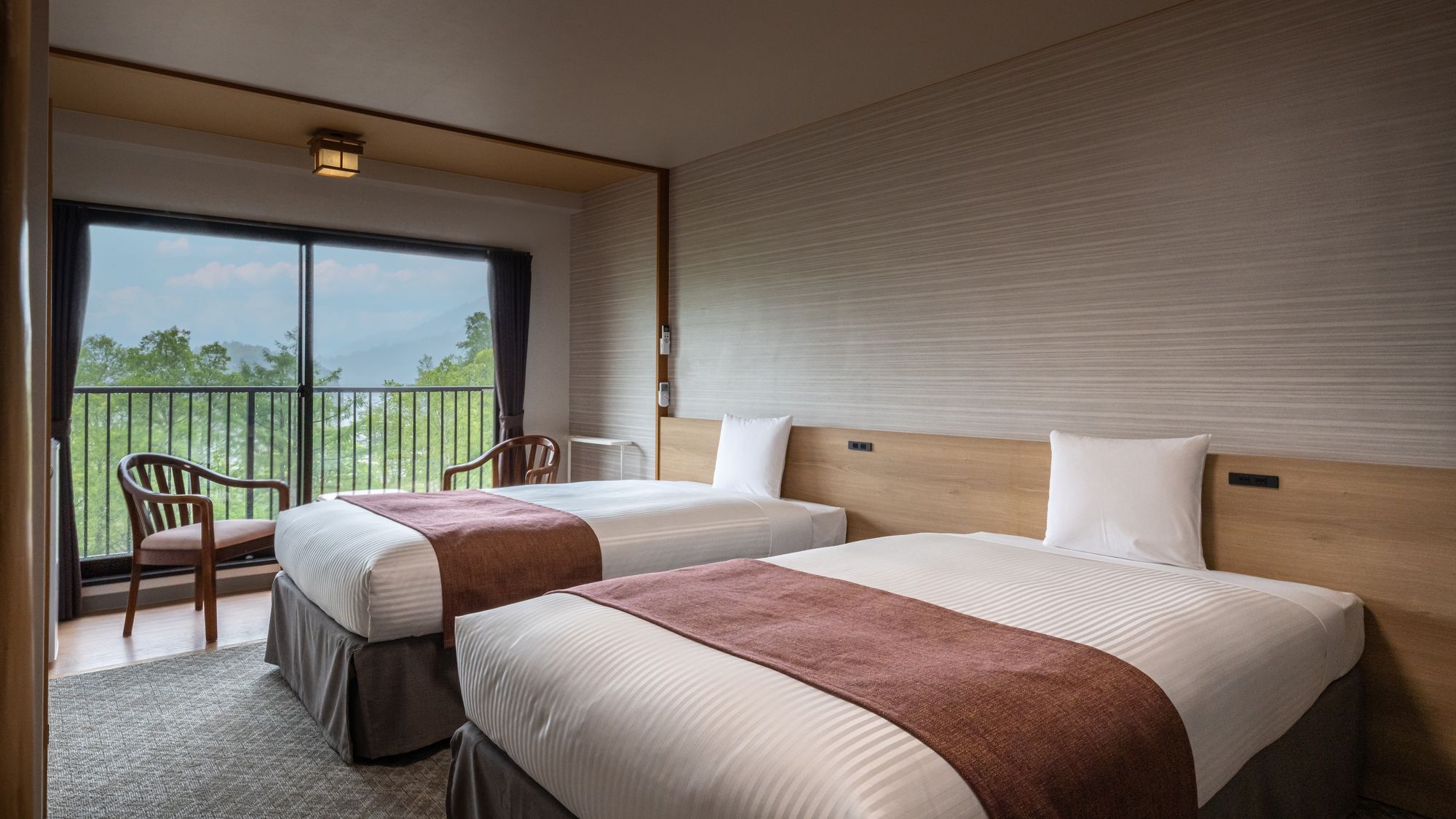[Kamar kembar]