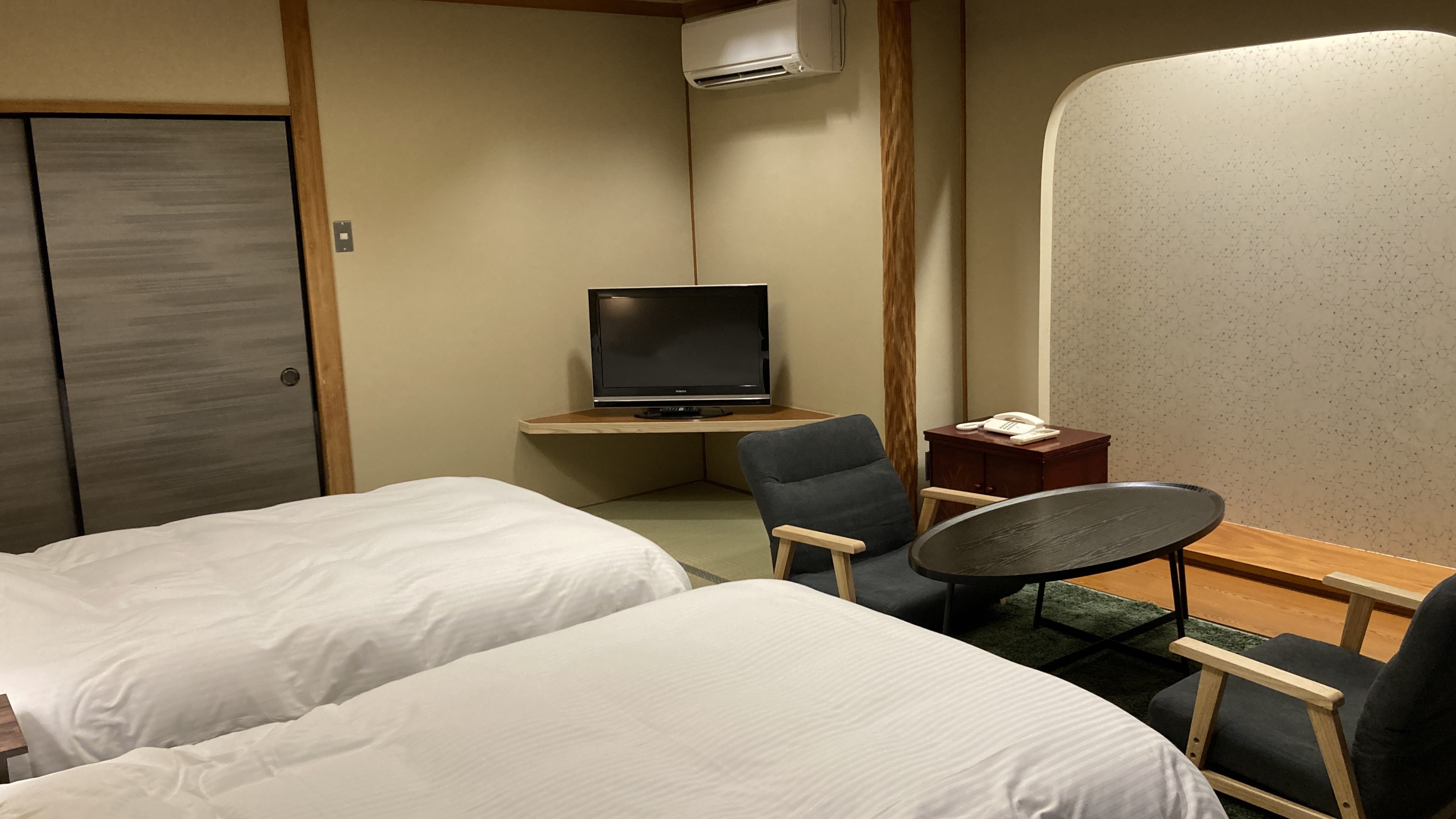 [10 tatami twin bed] with bath - 2 persons capacity