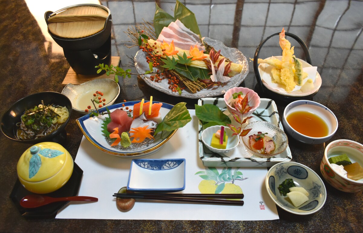 Nasu Yasio Pork and Hirayuba Soy Milk Shabu-Shabu Set