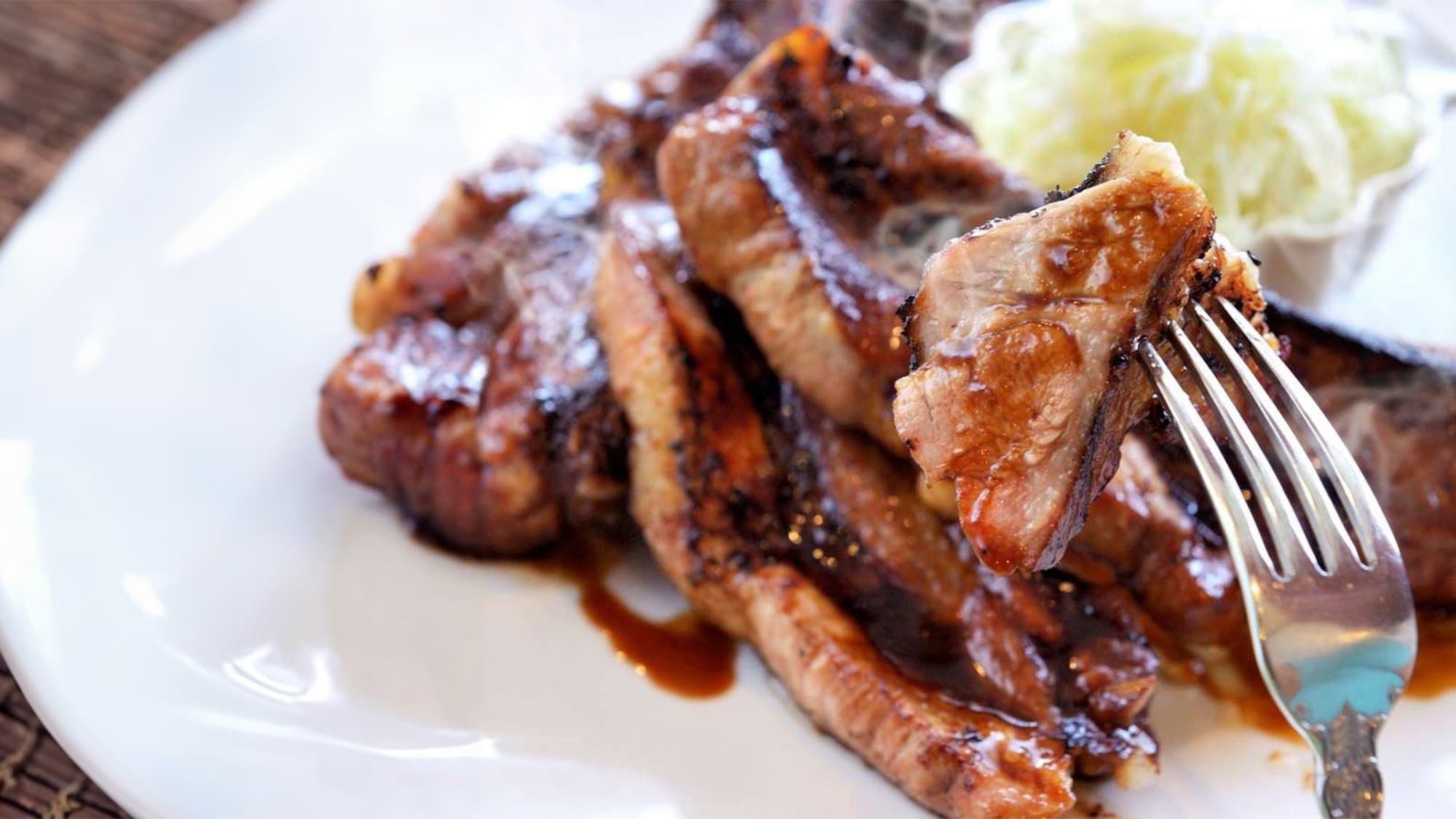 ◆ Enjoy some juicy spare ribs
