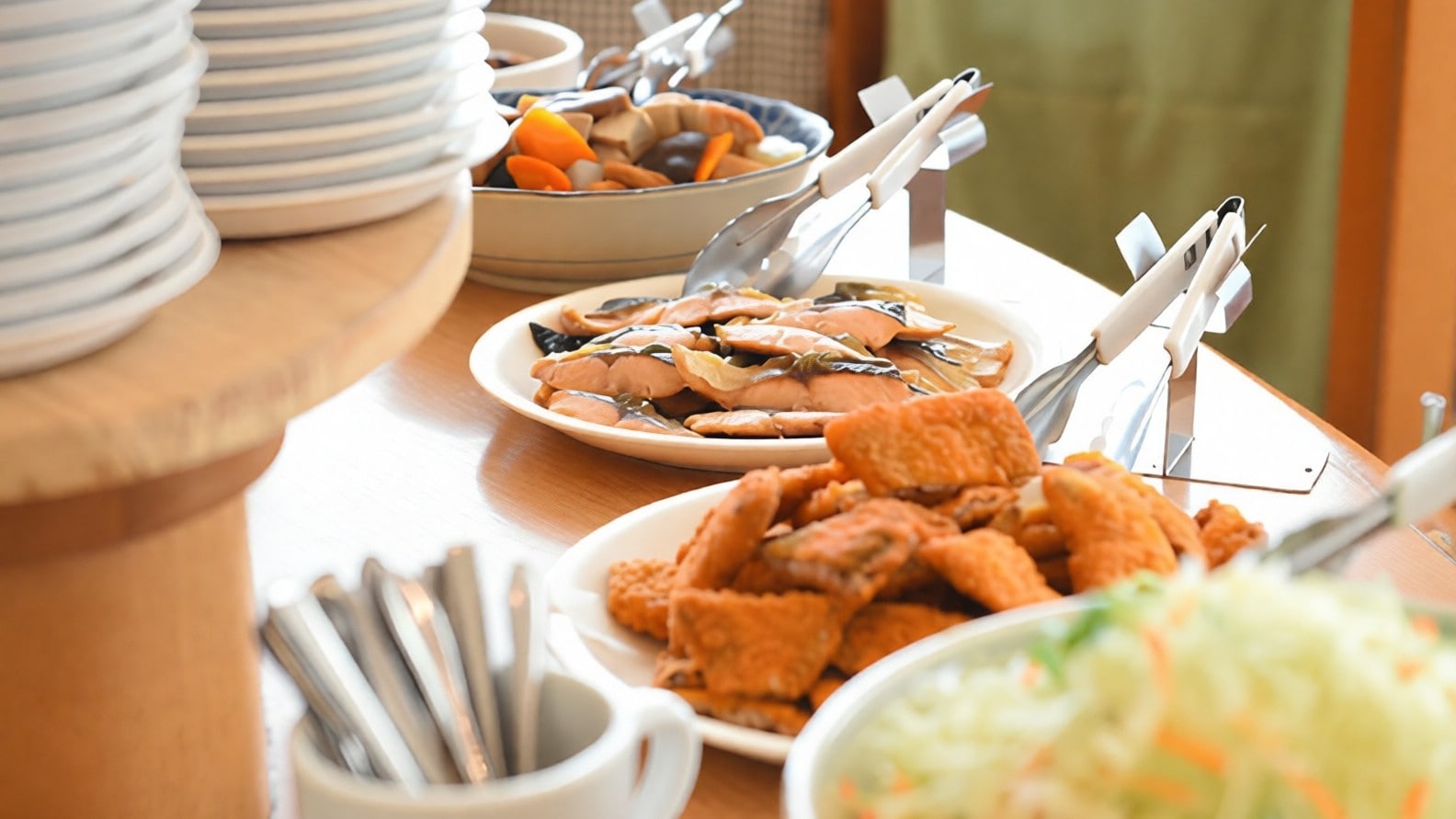[Buffet sarapan yang memungkinkan Anda mencicipi Hachinohe] Ikameshiya Horin