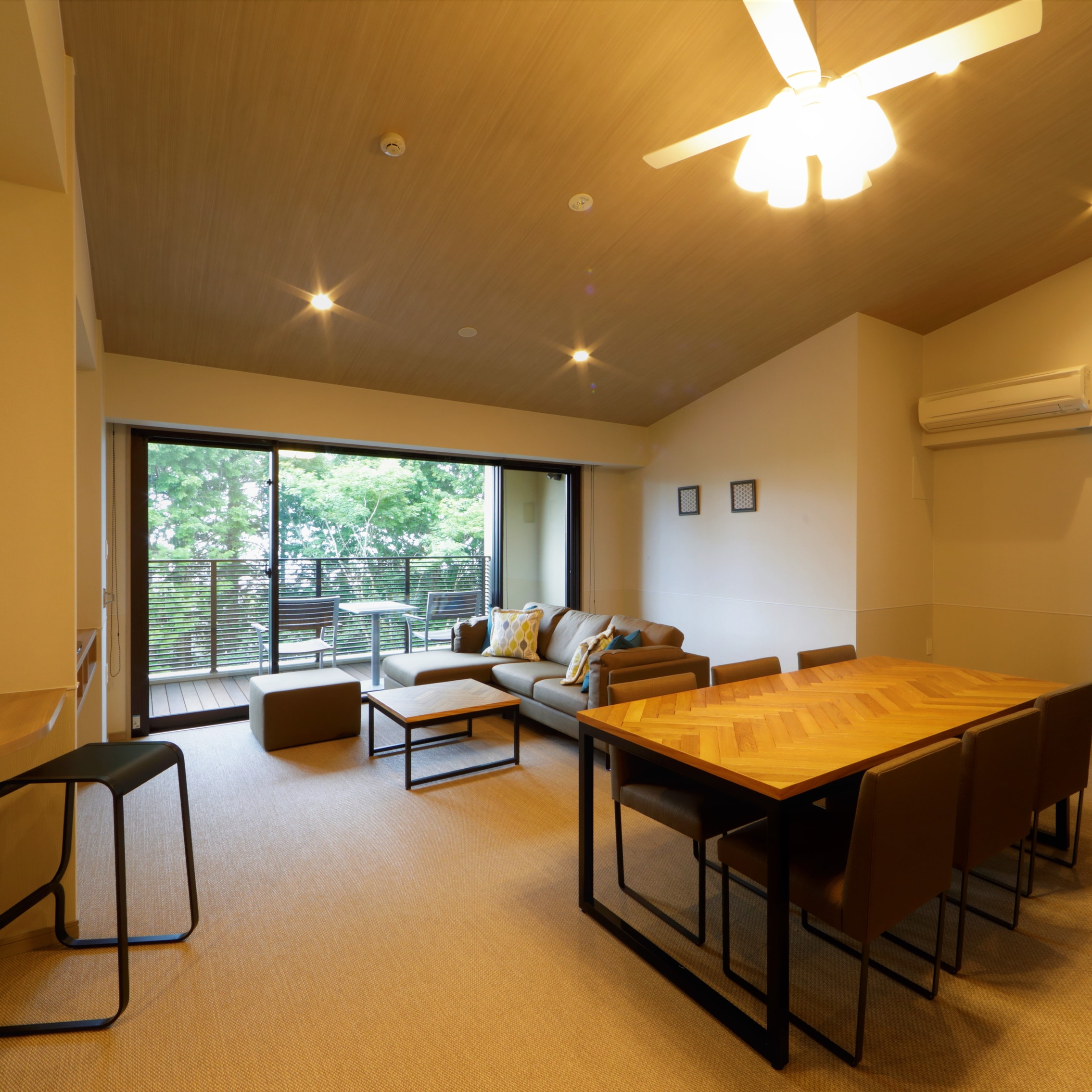 [Comfort Room (maximum capacity 4 people)] A spacious room with a focus on comfort