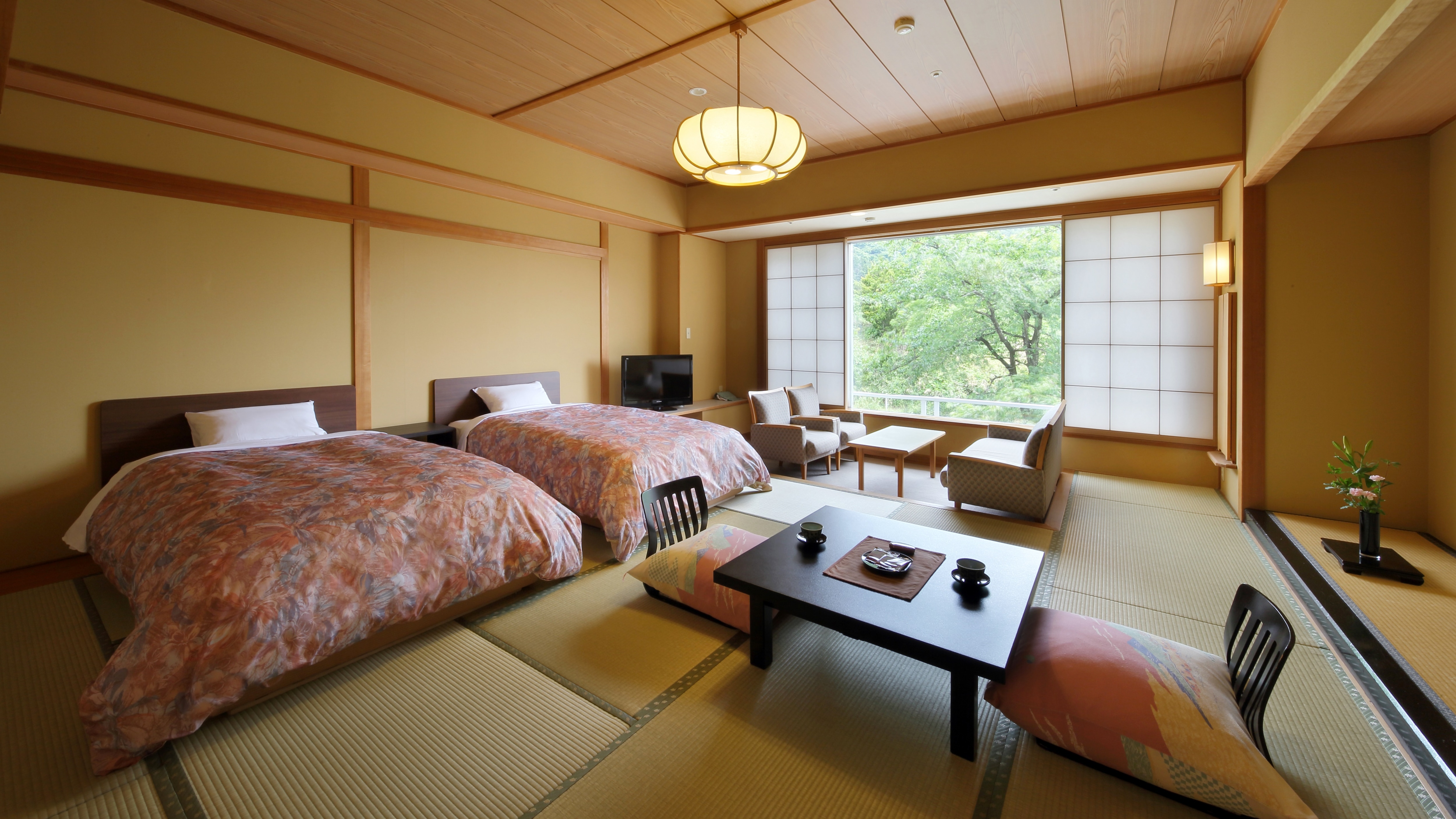 An example of a Ryounkaku Japanese-style bedroom