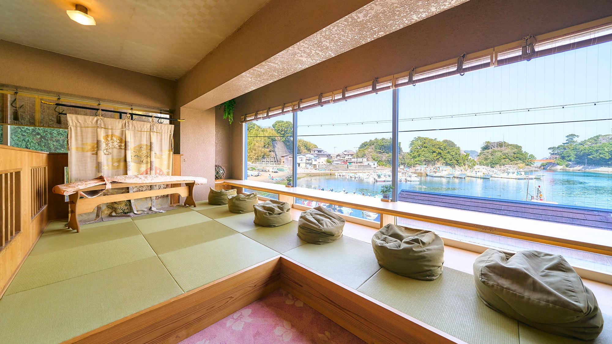 ・[Workcation Space] A workcation where you can enjoy an extraordinary experience that may give birth to new ideas