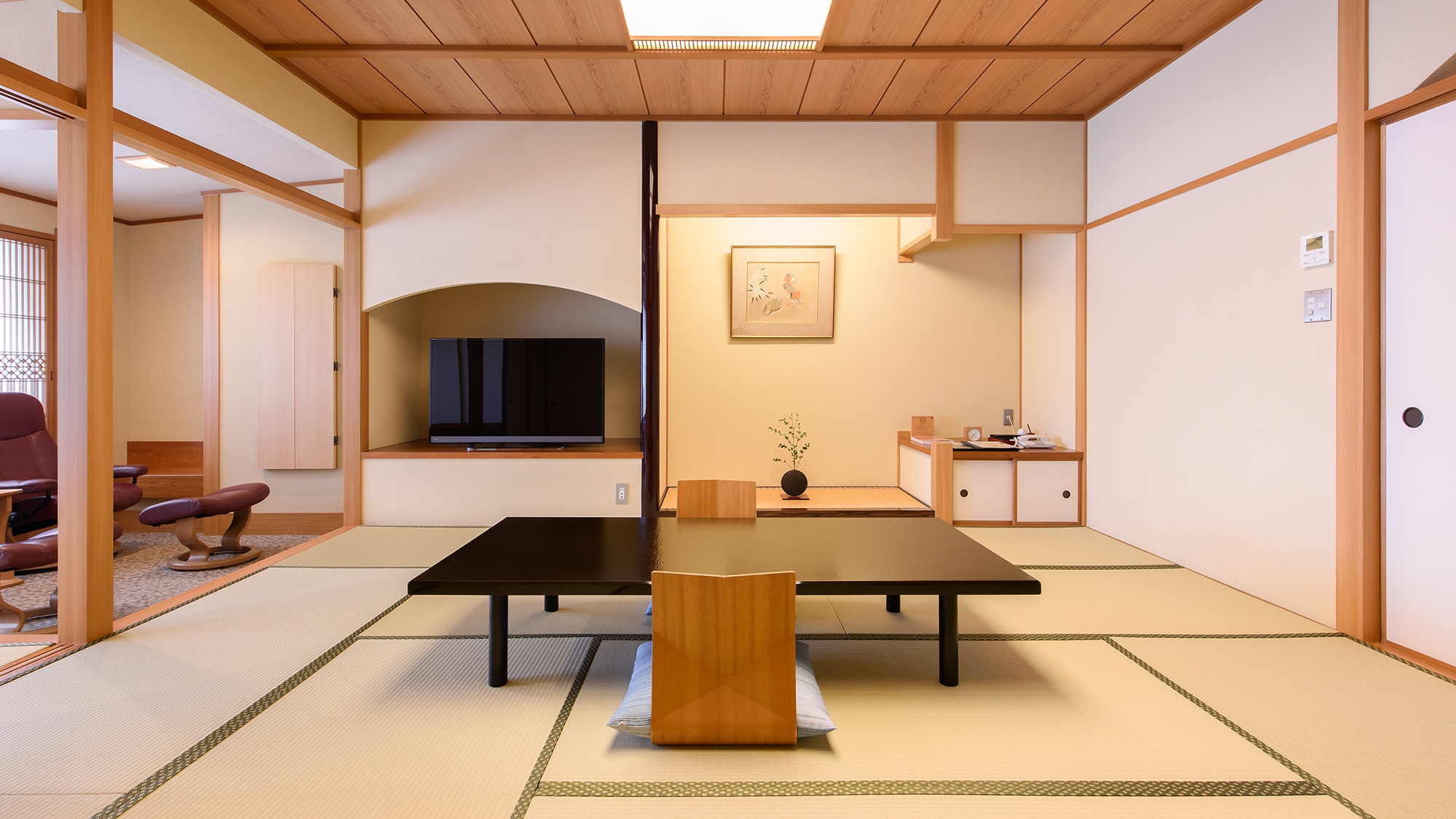 A 【本館/54平方公尺起】日式房間 12.5張榻榻米+寬敞的陽台（附椅子） 溫泉請使用大浴場！ （例）