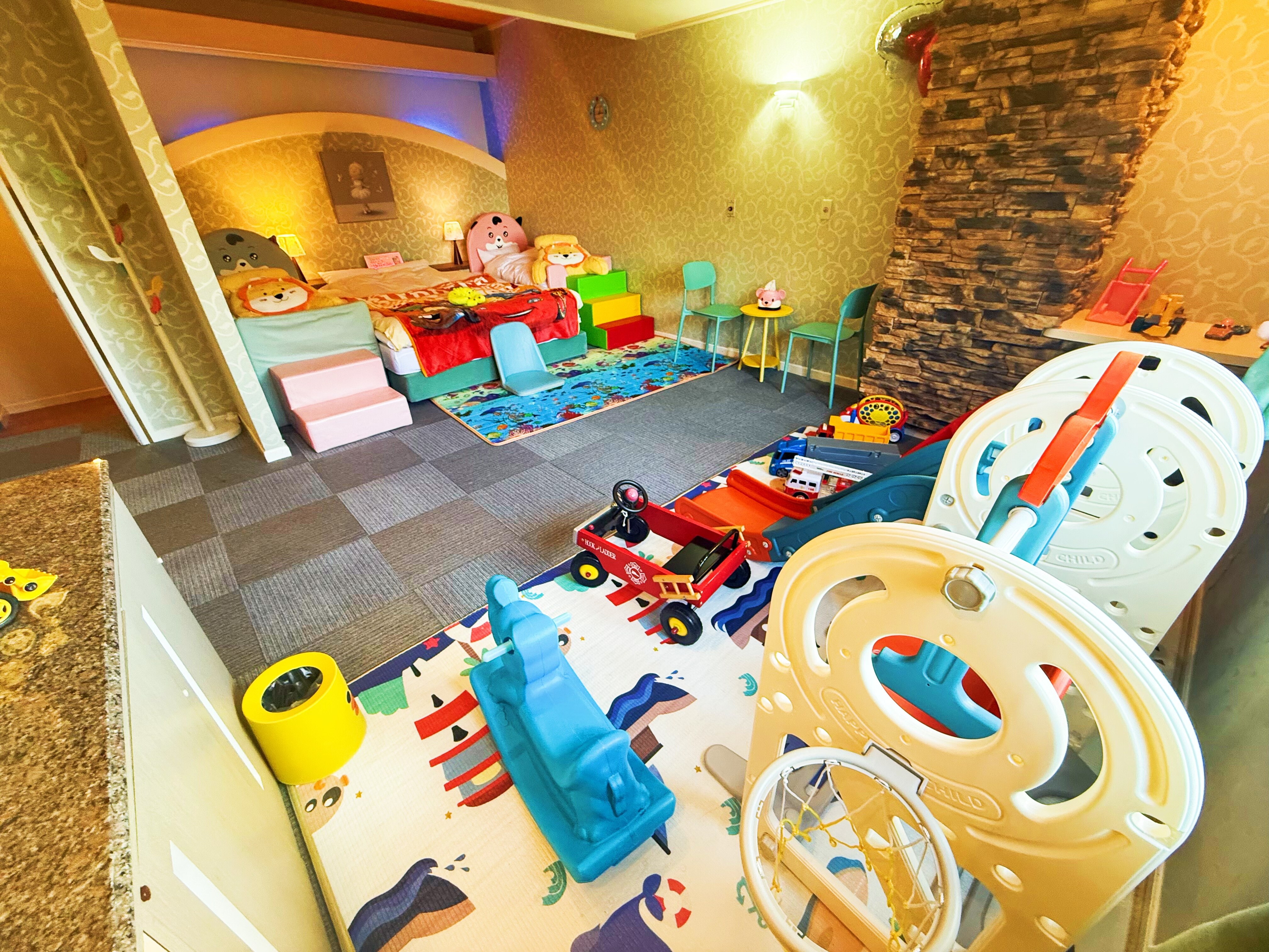 Room 202: Children's Working Vehicle Room