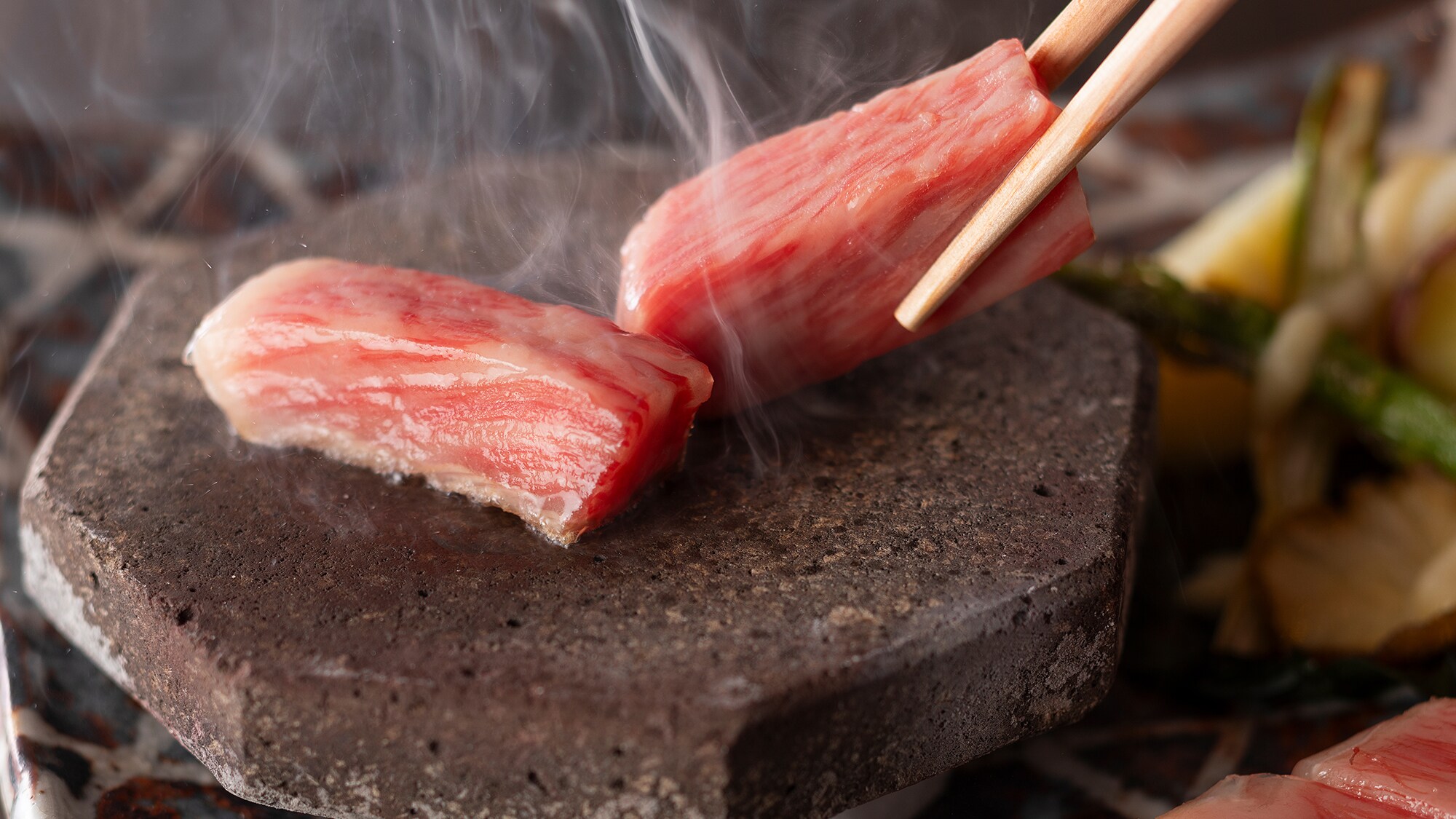 Lava-grilled Omi beef (image)