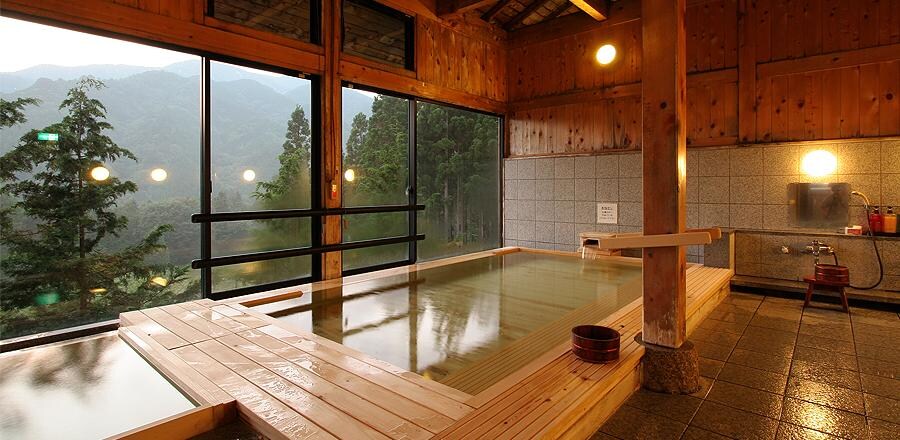 03 Indoor bath