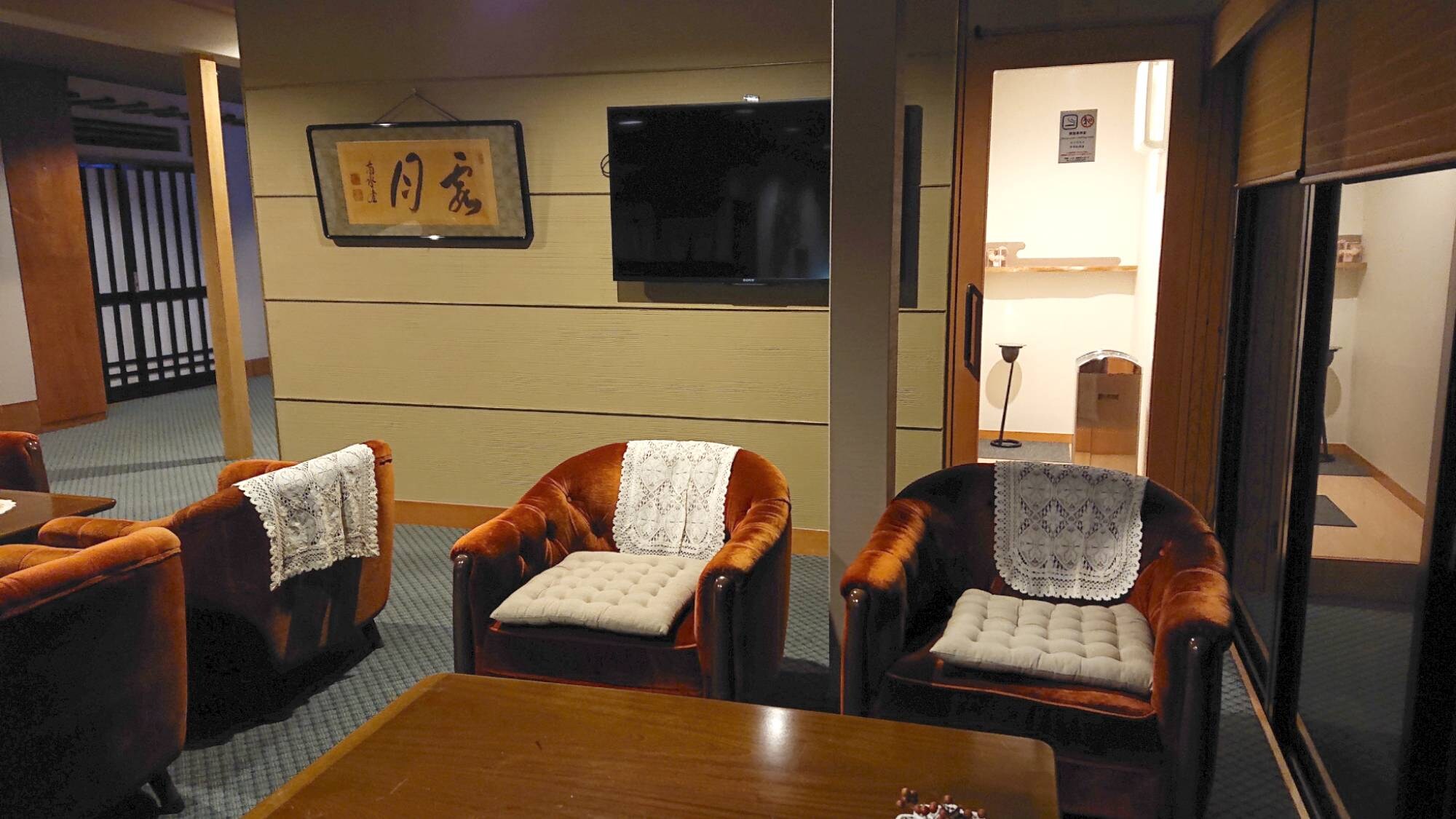 ・A relaxing space, the lobby