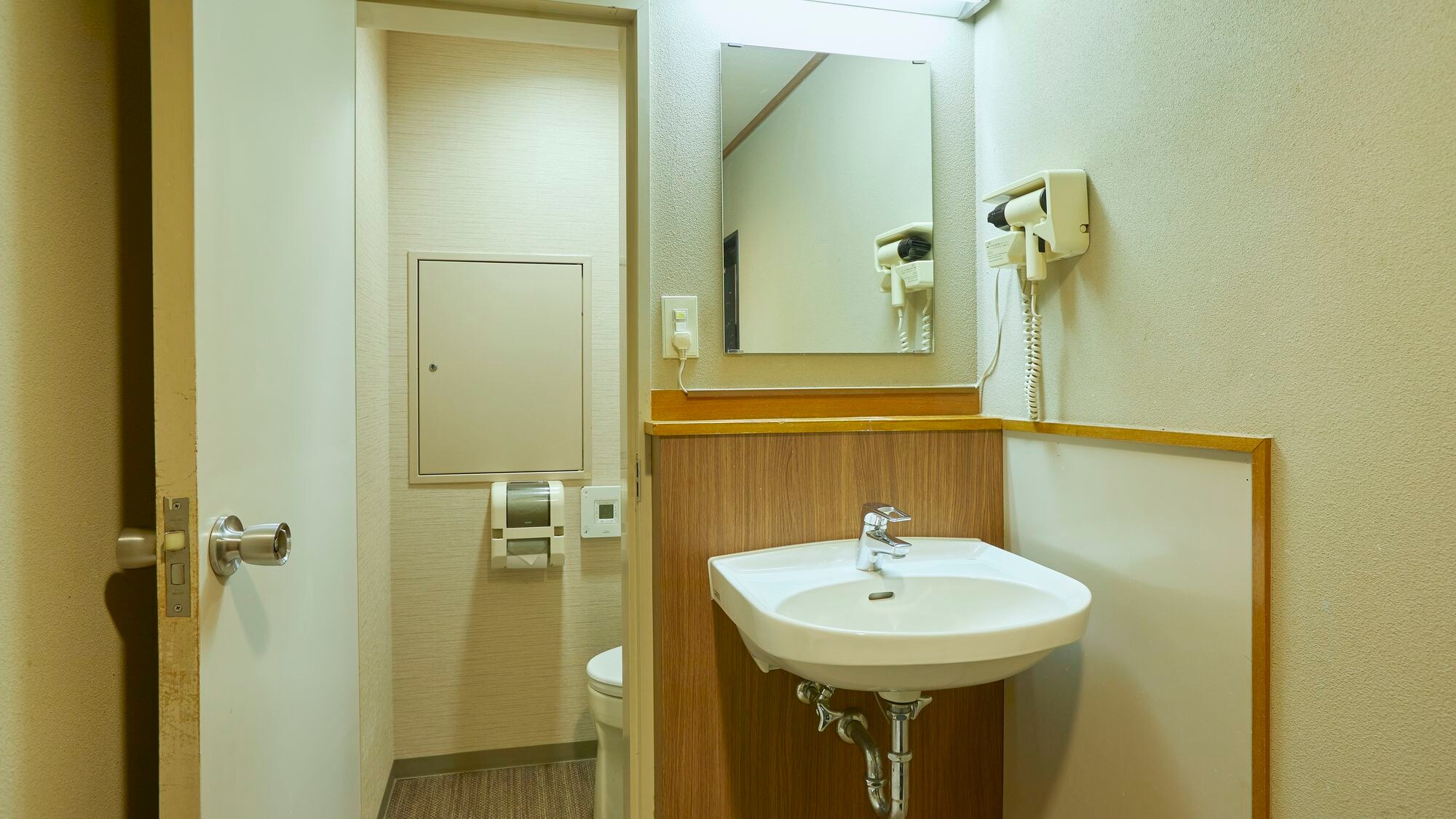 ห้องทวินสไตล์ญี่ปุ่น/ห้องน้ำ