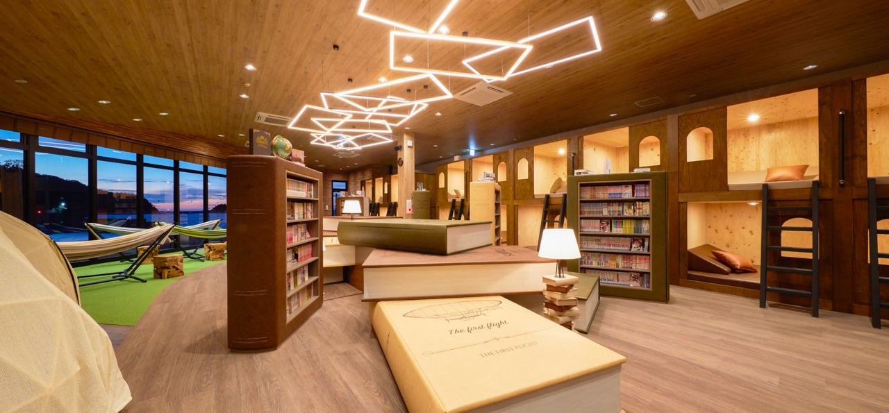 "BOOK & Bedrock TERRACE" where you can relax all day while looking at the sea