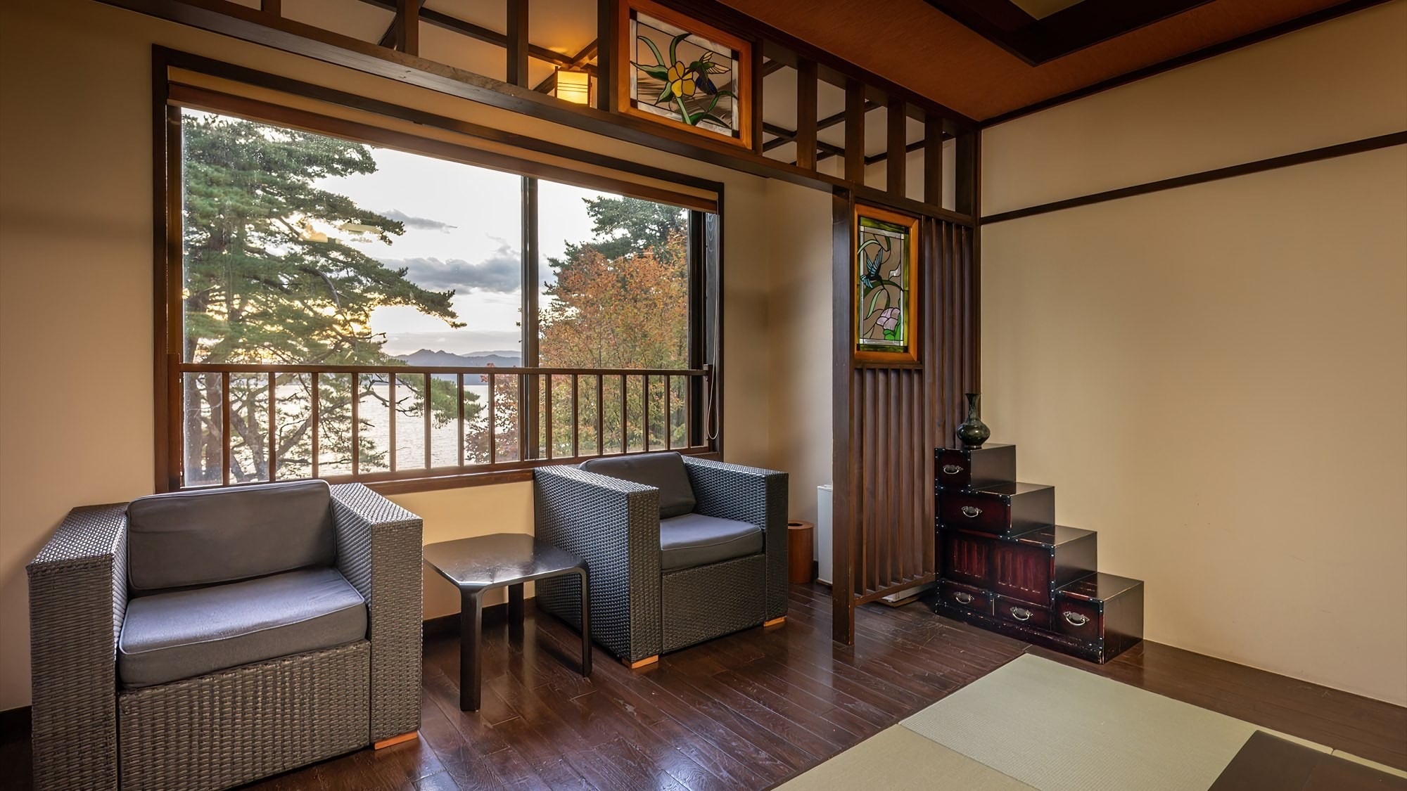 ■Japanese-style room with a wide veranda overlooking Lake Tazawa
