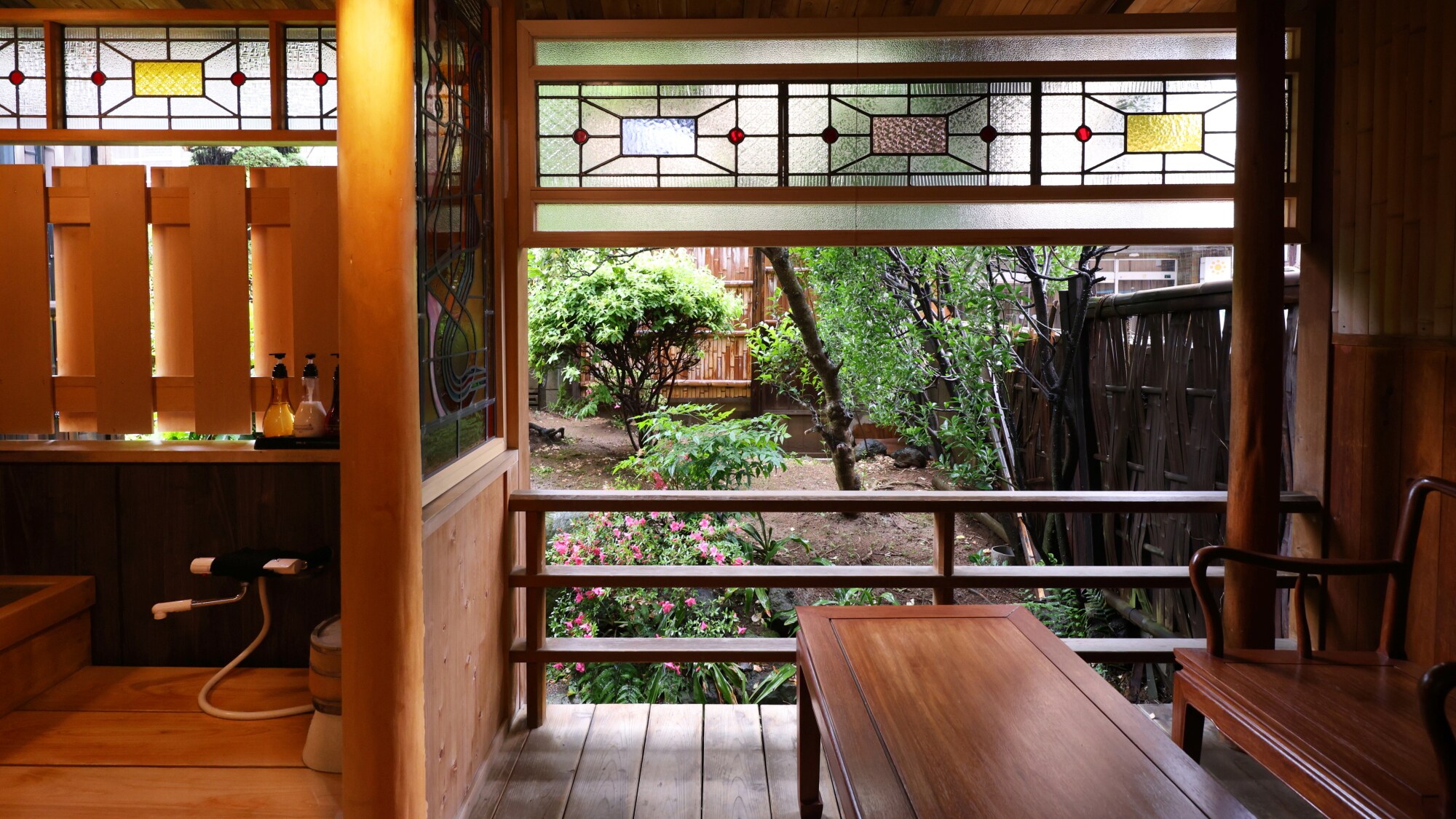 An example of an open-air bath in a guest room