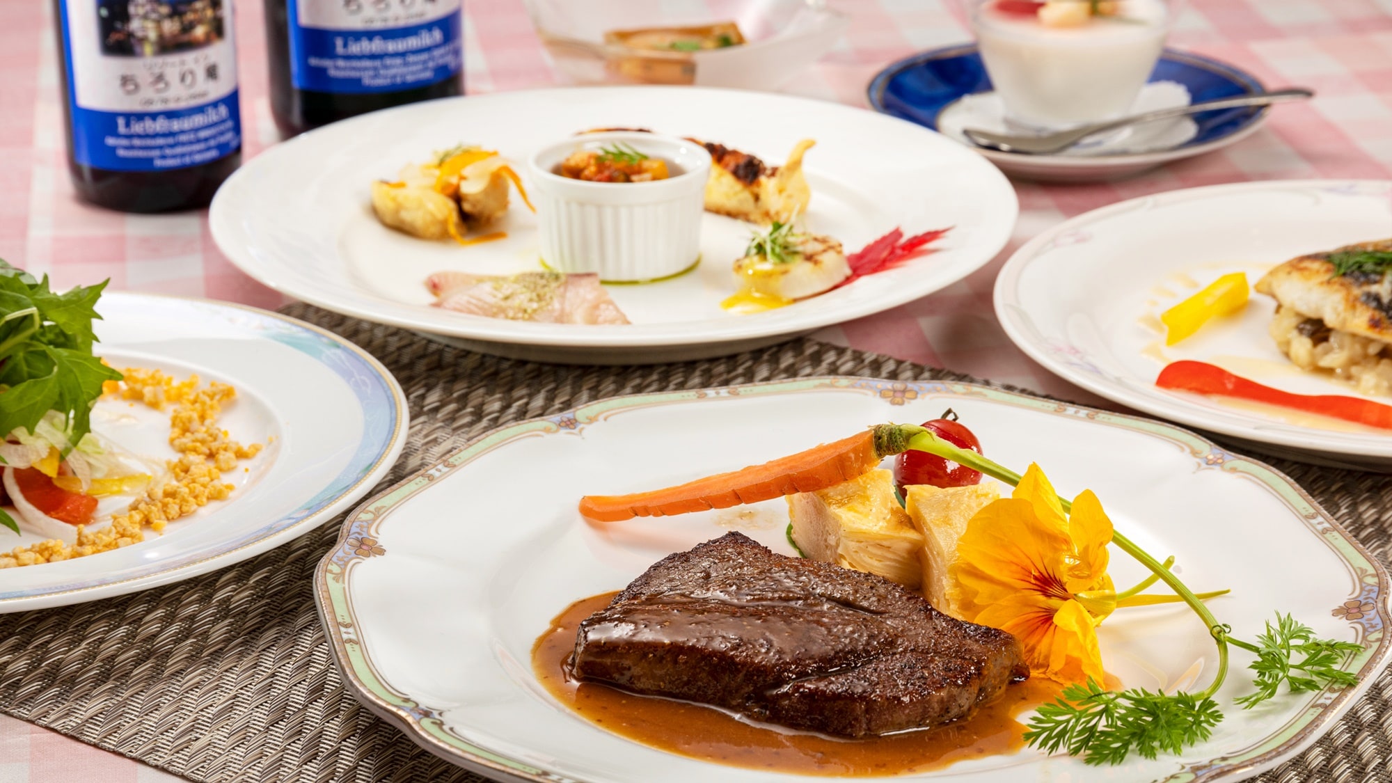 * [Supper example] An example of a course centered on Hida beef steak