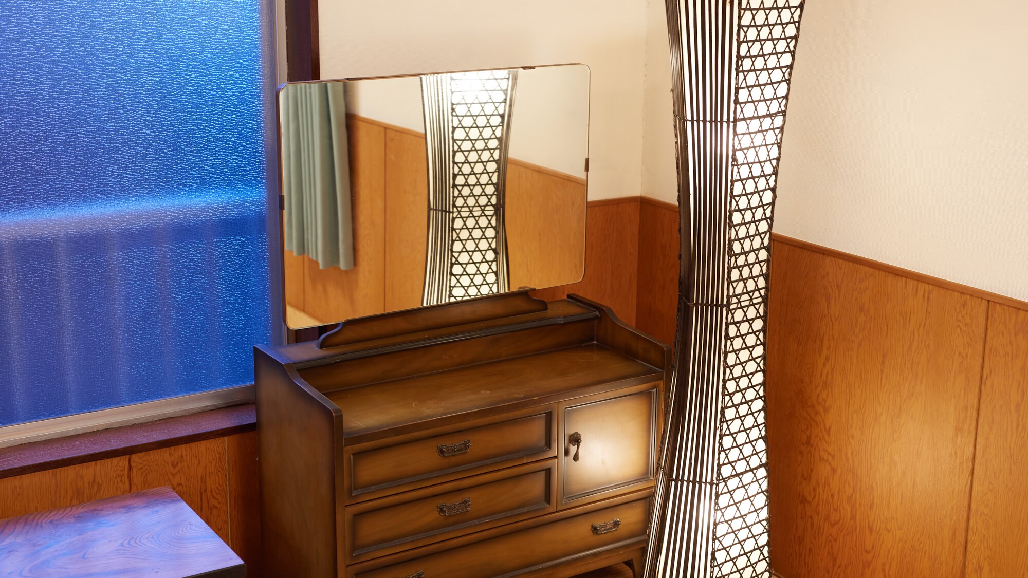 Japanese-style room for 1-8 people