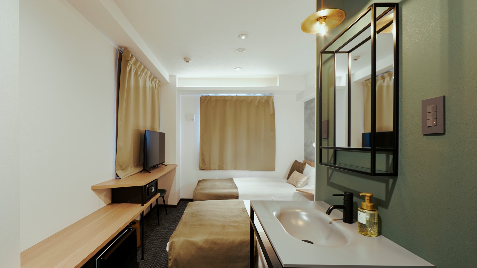 Hotel information and reservations for R Hotel Namba Daikokucho