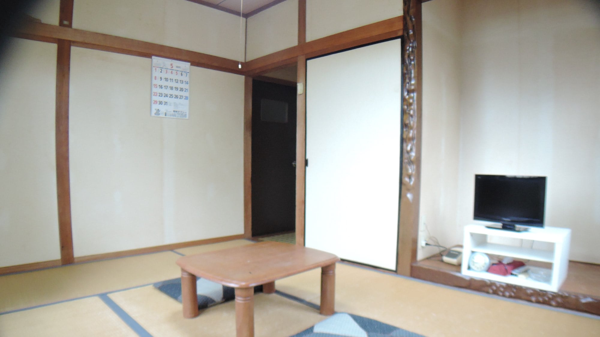 *[6张榻榻米日式房间示例]