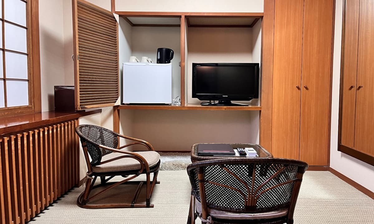 [Guest rooms: Japanese-Western style]