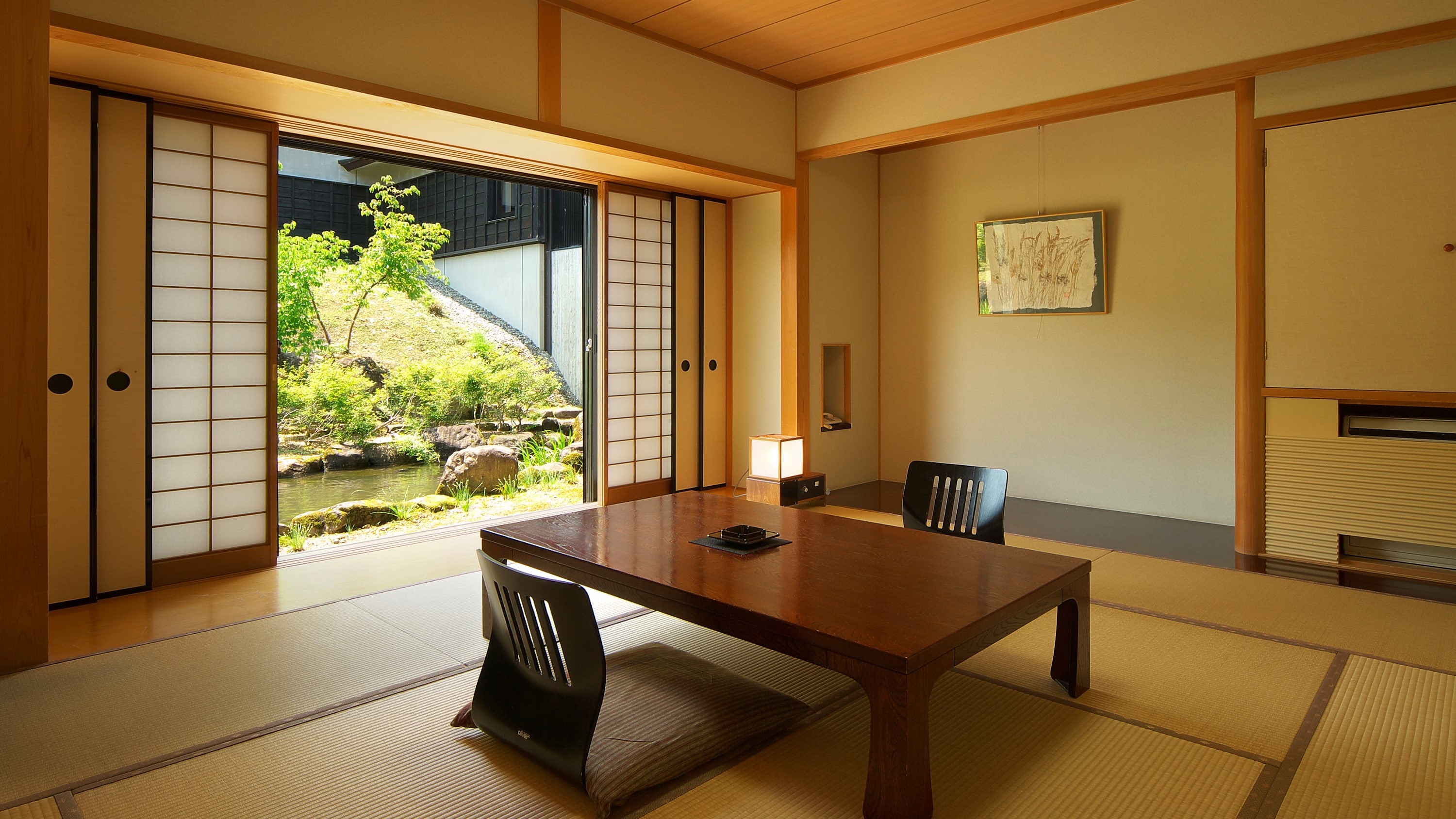 Limited 3 Japanese-style rooms (Spring-Autumn)