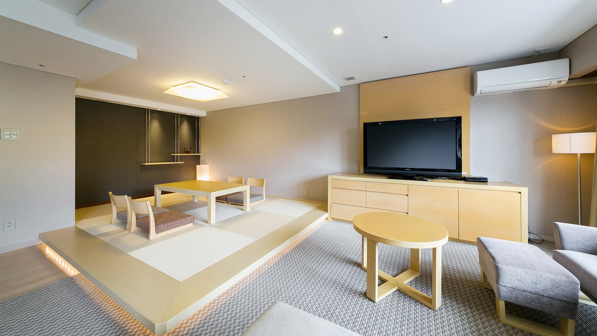 Suite room Japanese and Western room