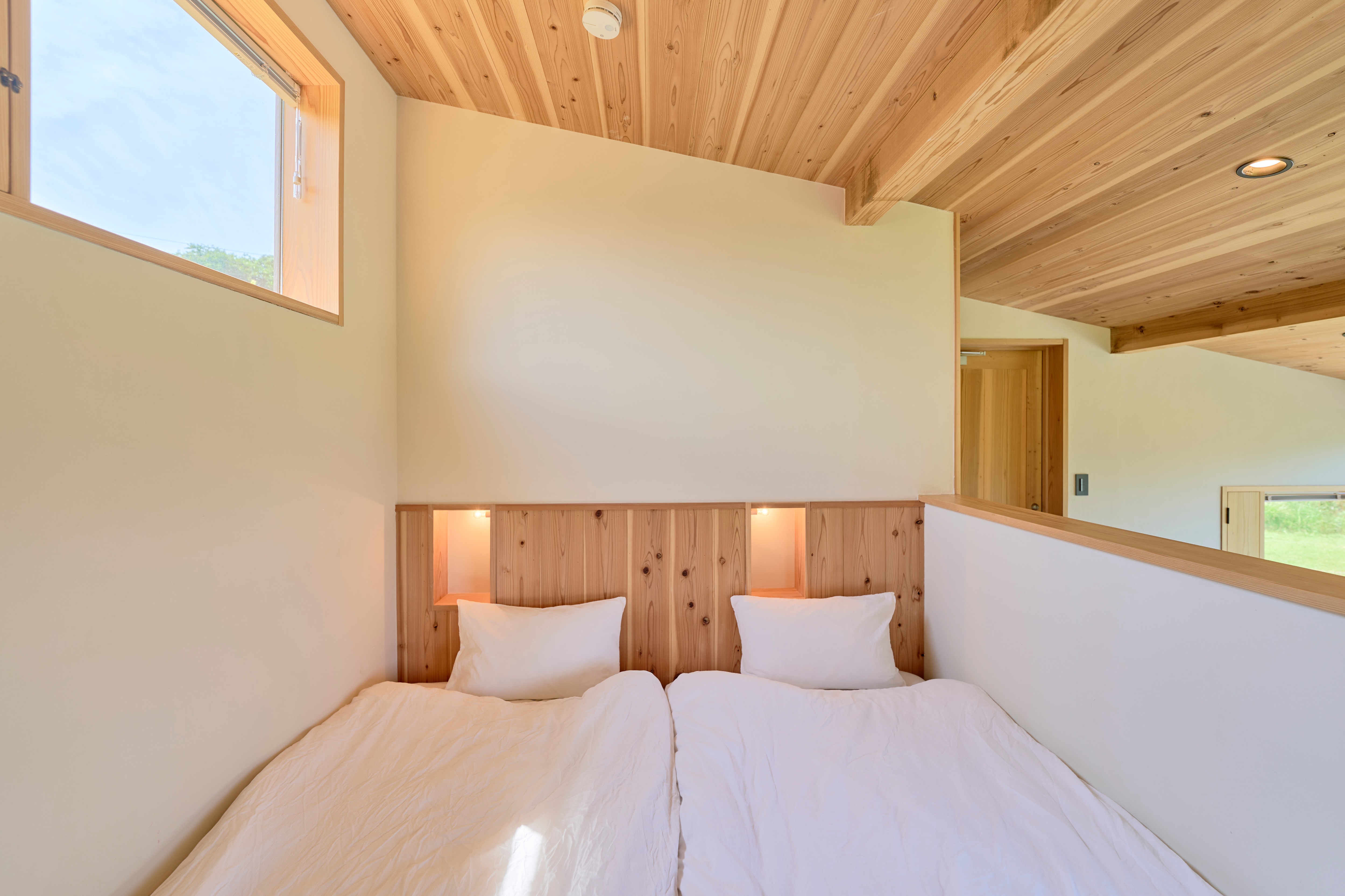 Hut-nest-