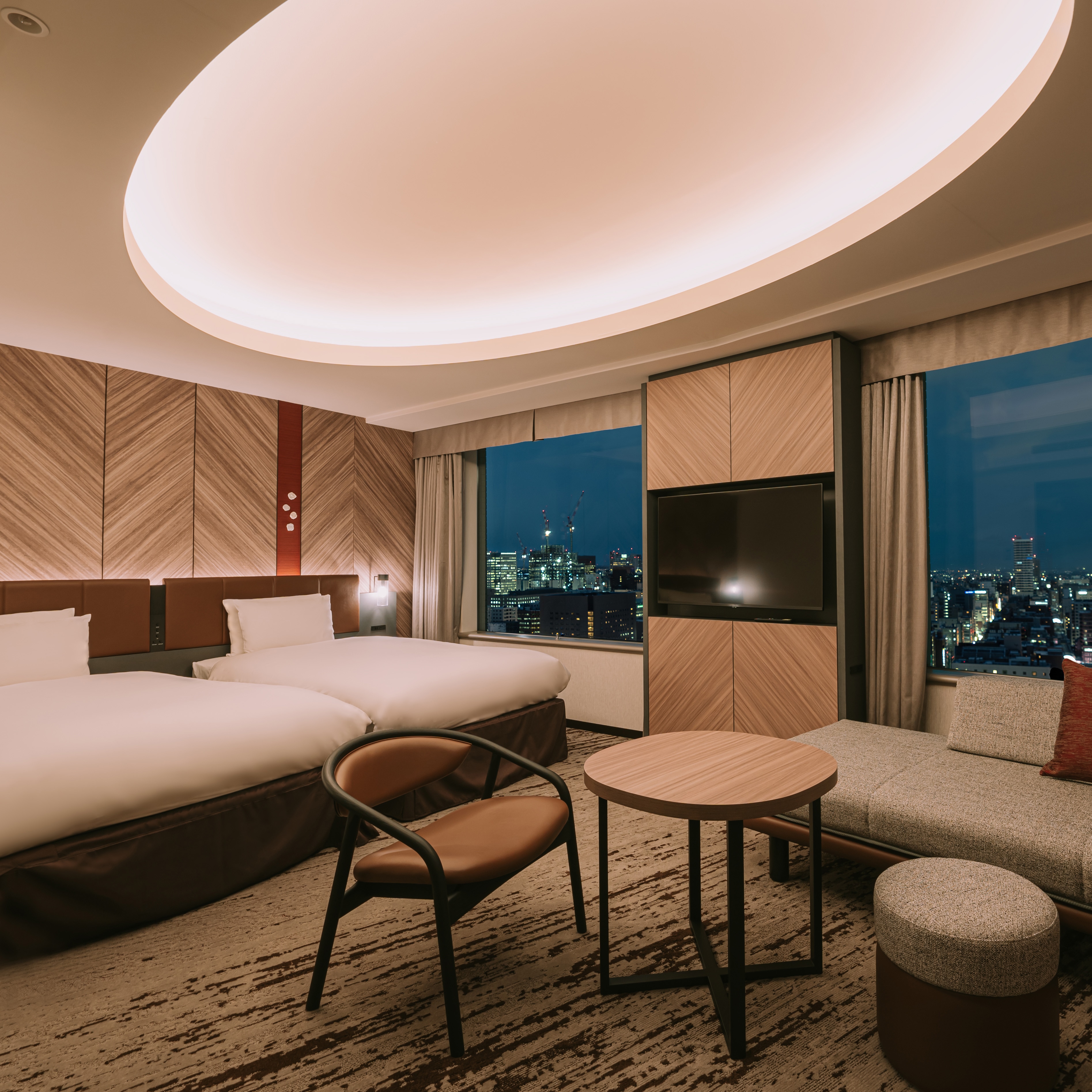 [Club Twin Room (42m2)] Floors: 22-27th floors (all rooms non-smoking)
