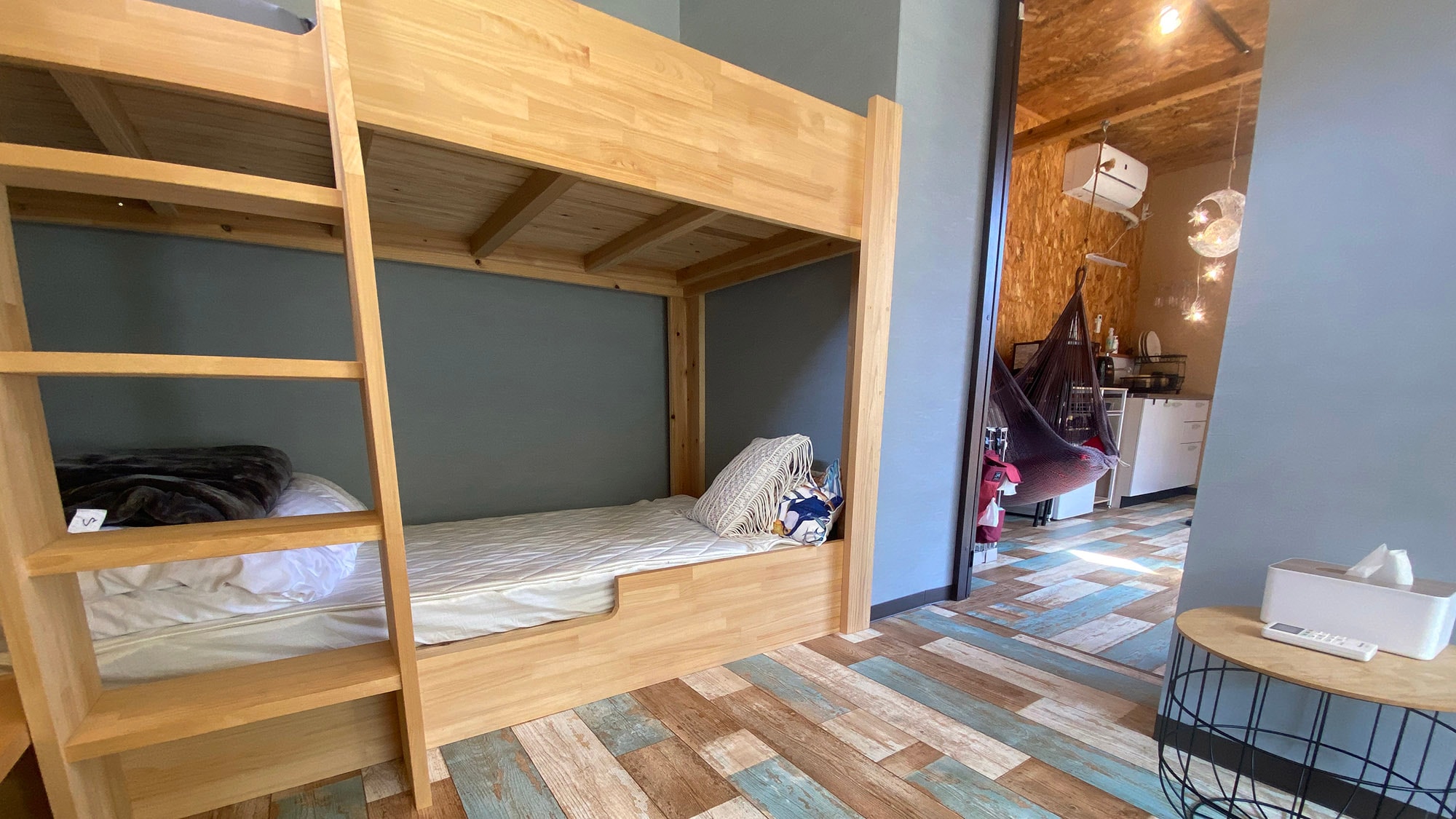 ・Bunk beds
