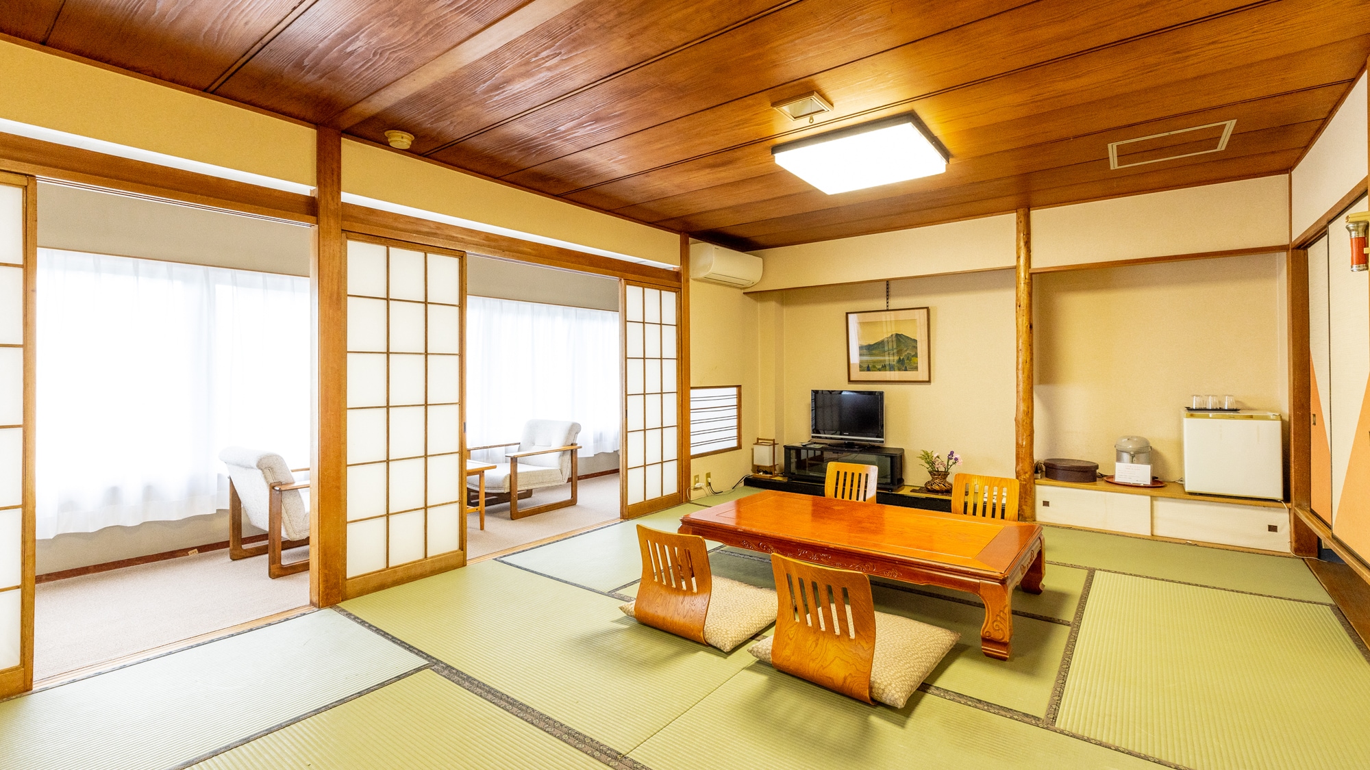 Japanese-style room 12 tatami 01