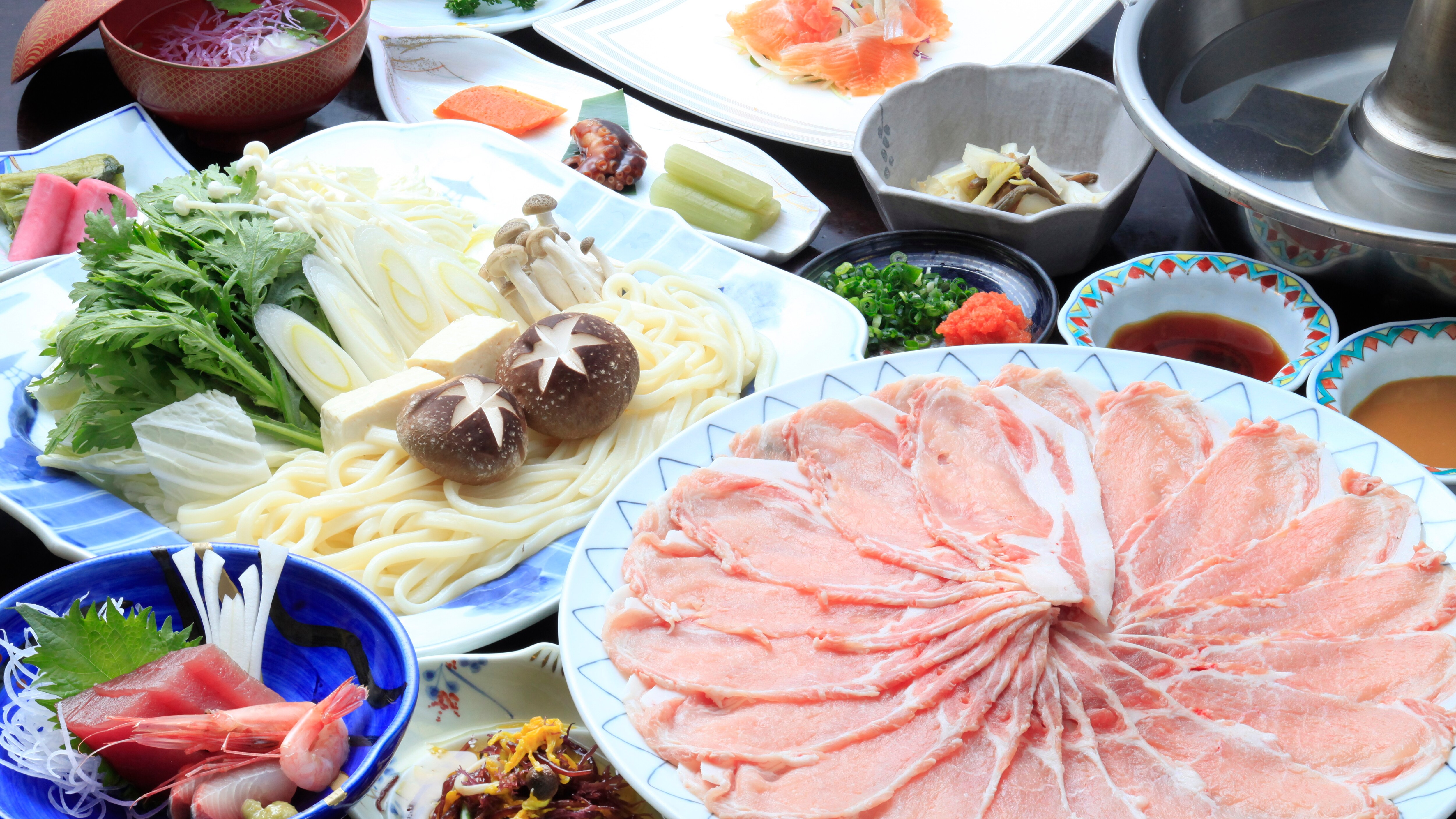 晚餐 / 三元豬肉涮涮鍋大鍋套餐 ※圖片僅供參考