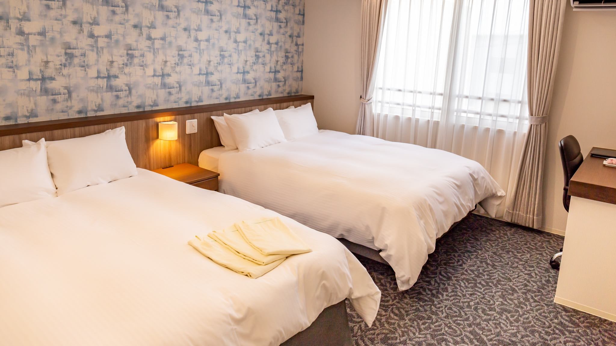 Twin room (Simmons double bed) <Non-smoking> <Free Wi-Fi>