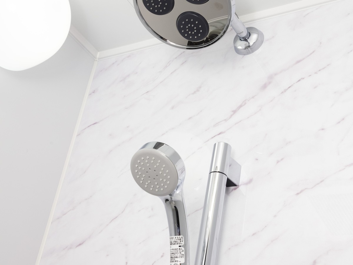 Shower booth