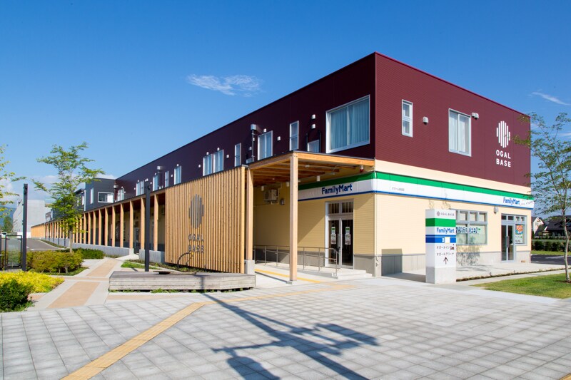 24 小時便利商店
