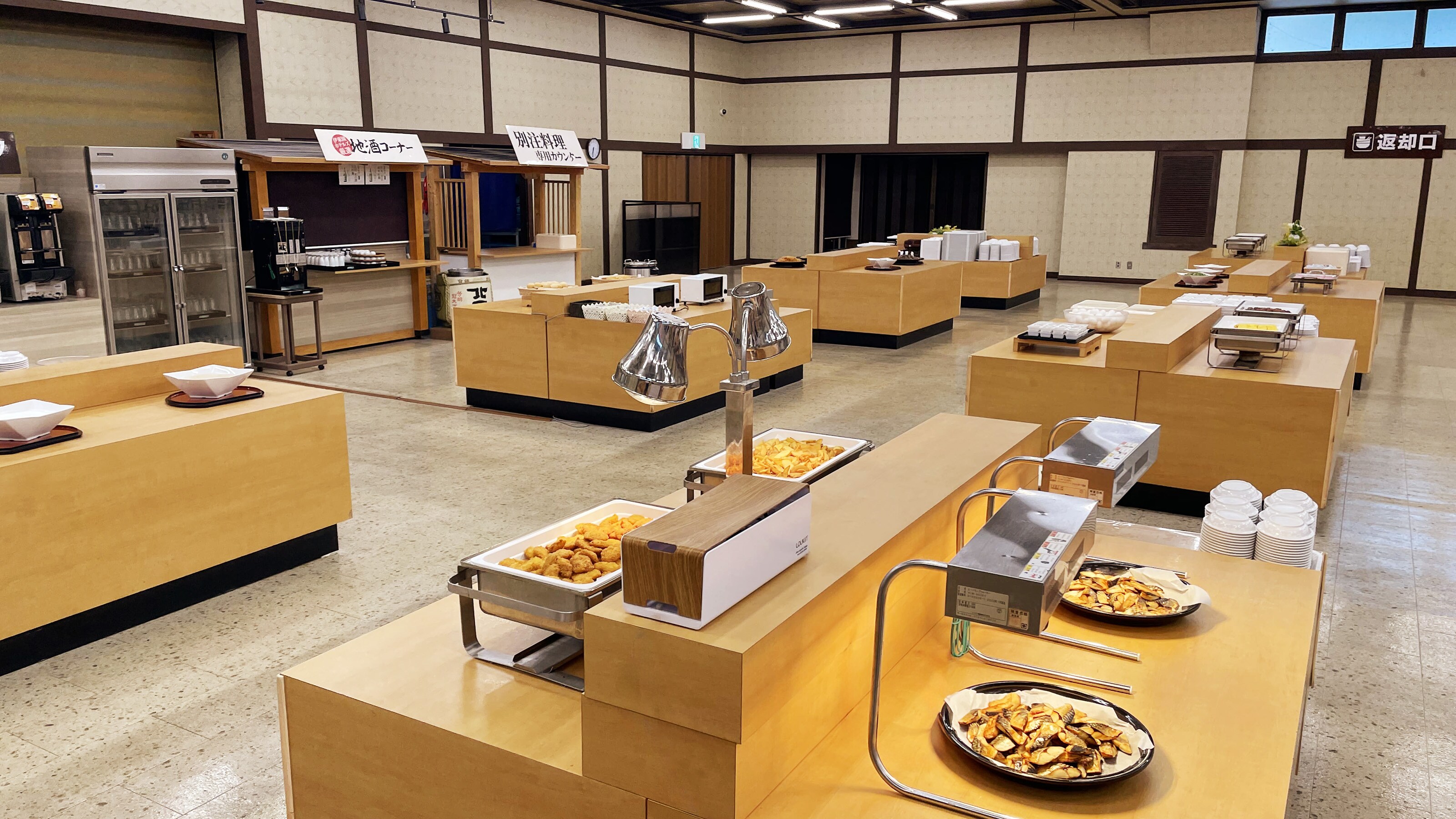 An example of a breakfast buffet