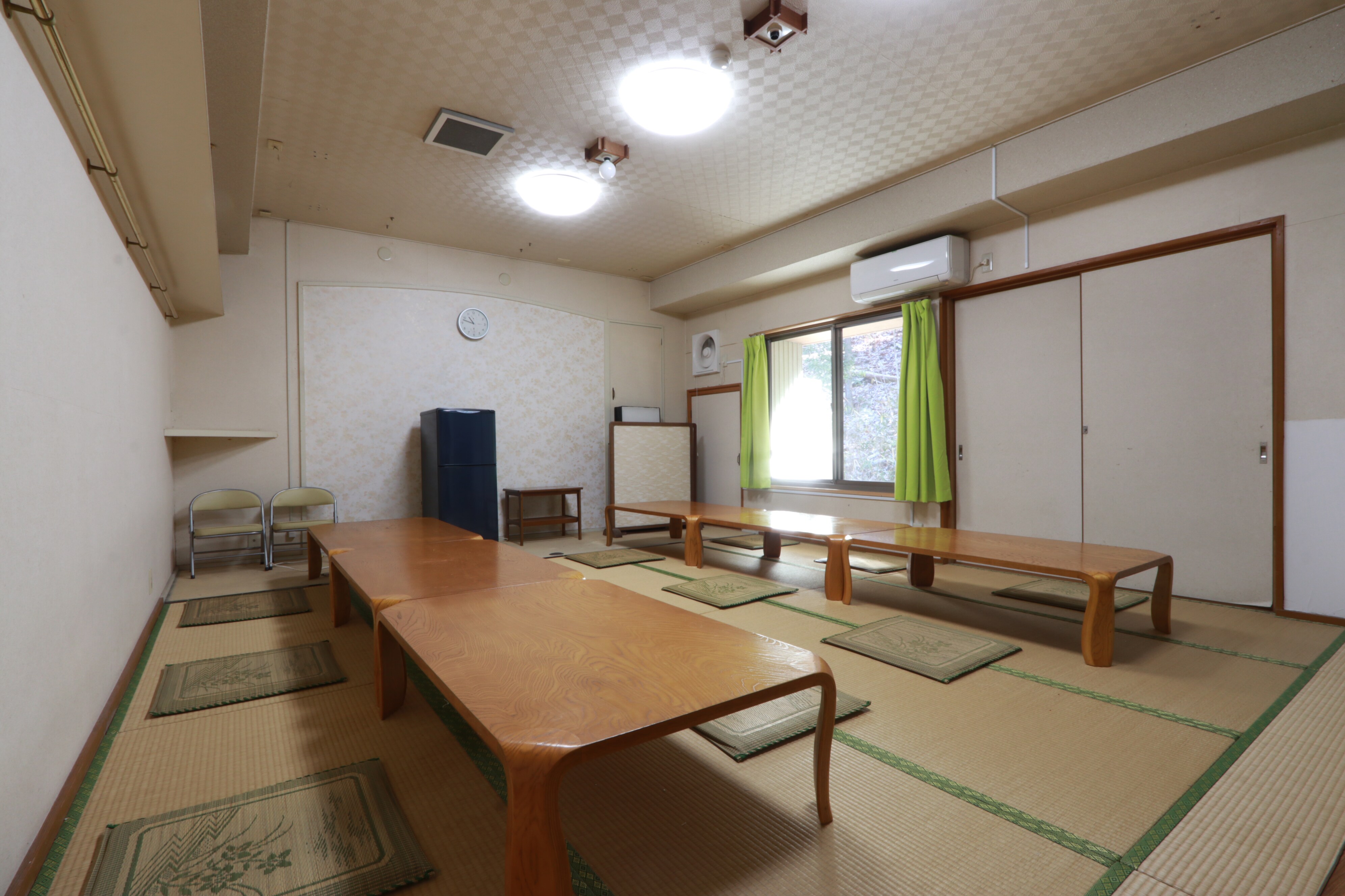 [Dining area] Spacious 15 tatami mat space