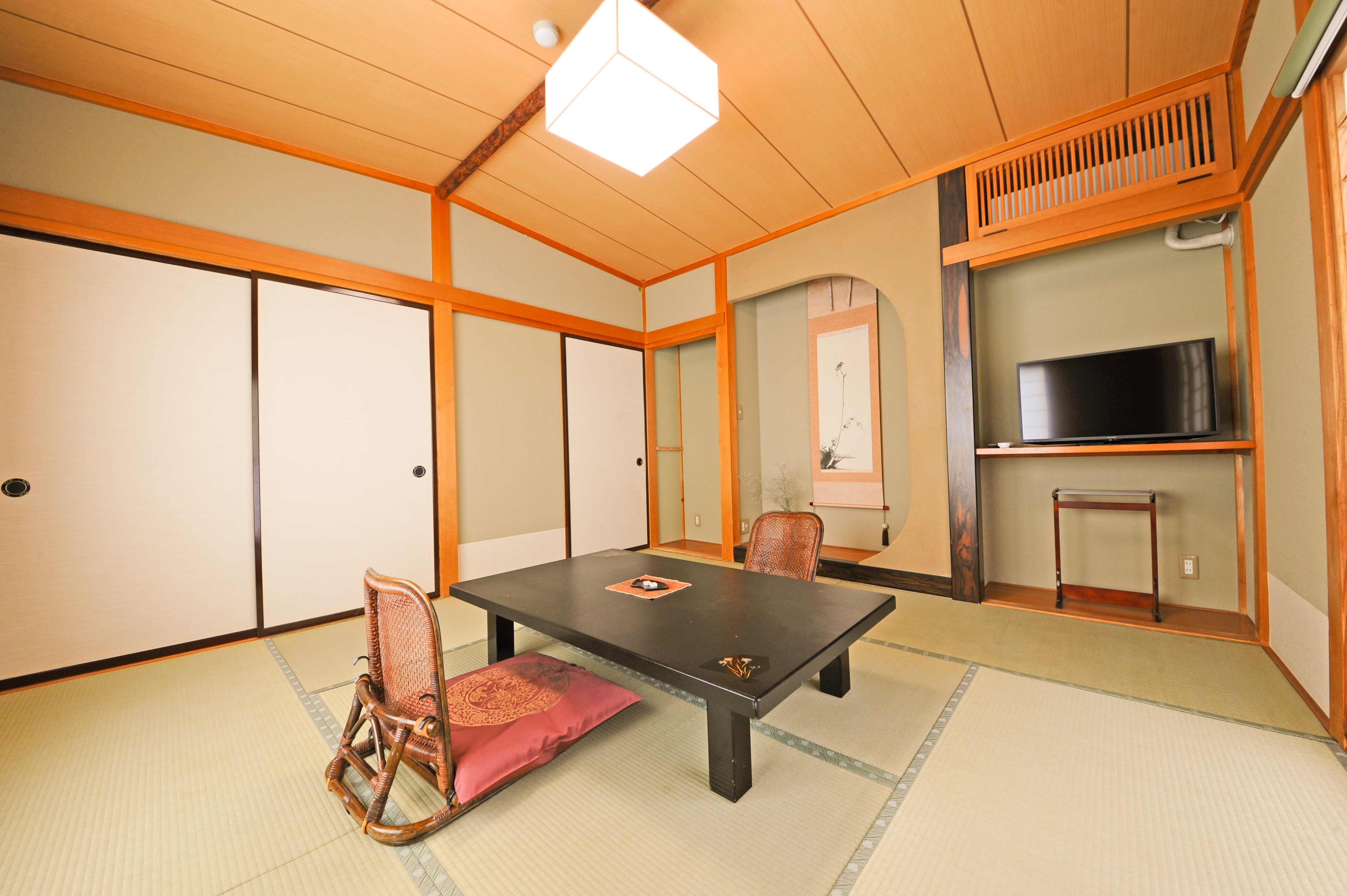 Japanese-style room river girder