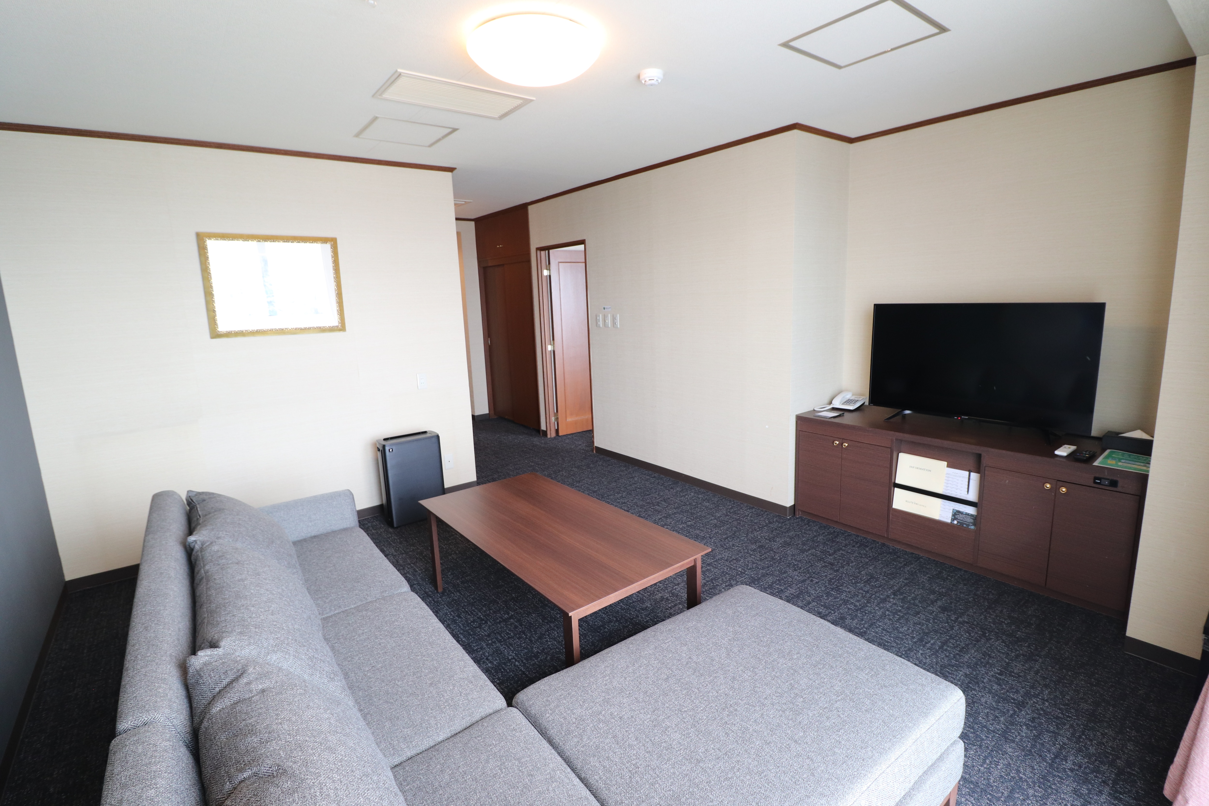 ◆ Phòng Suite 2 giường đơn