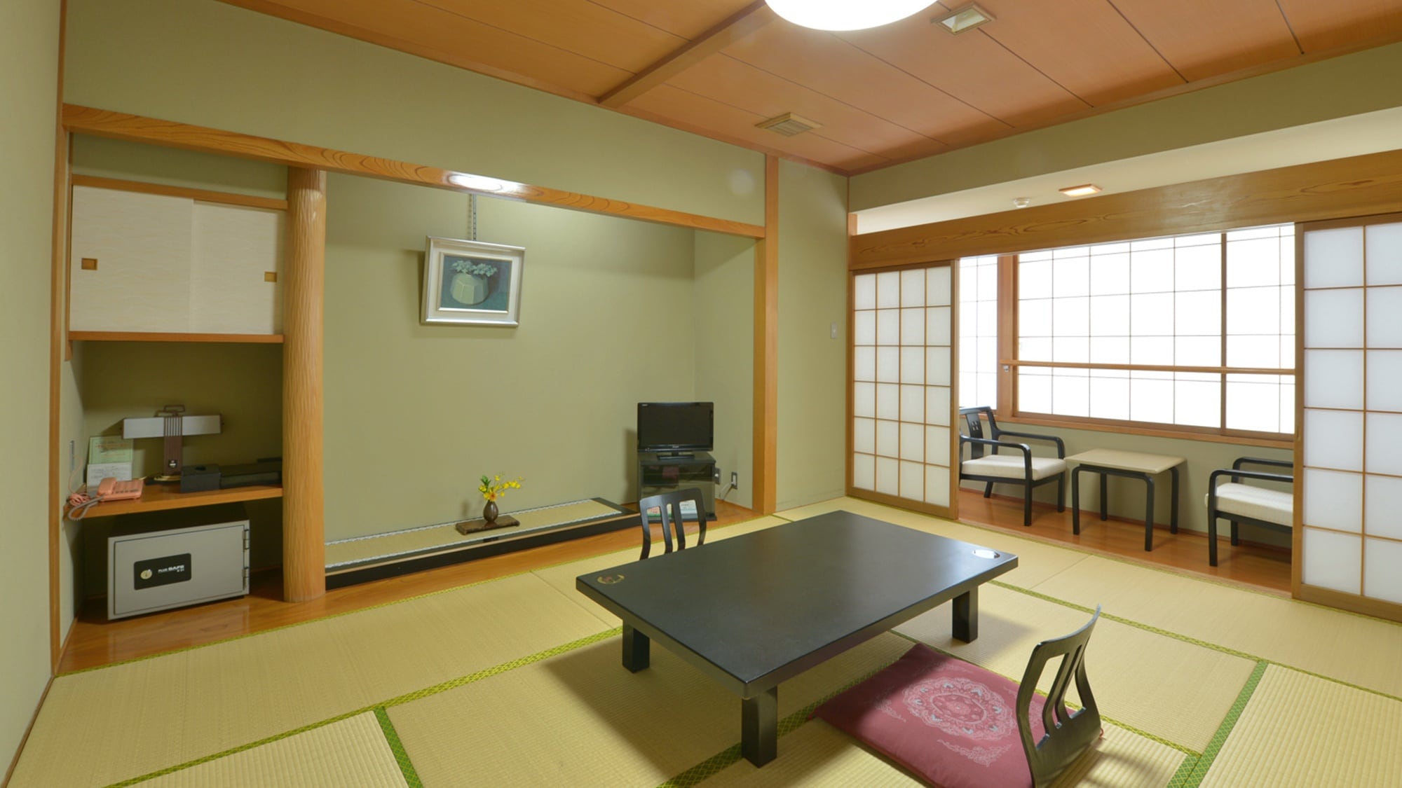 * [ตัวอย่างเสื่อทาทามิ 10 ผืนในห้องสไตล์ญี่ปุ่น] โปรดพักผ่อนในห้องสไตล์ญี่ปุ่นที่มีกลิ่นหอมของเสื่อทาทามิ