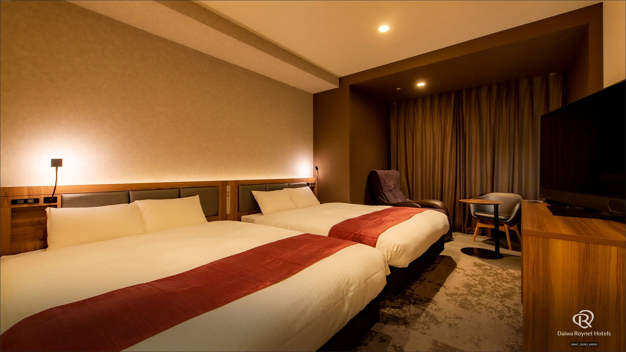 Superior twin room