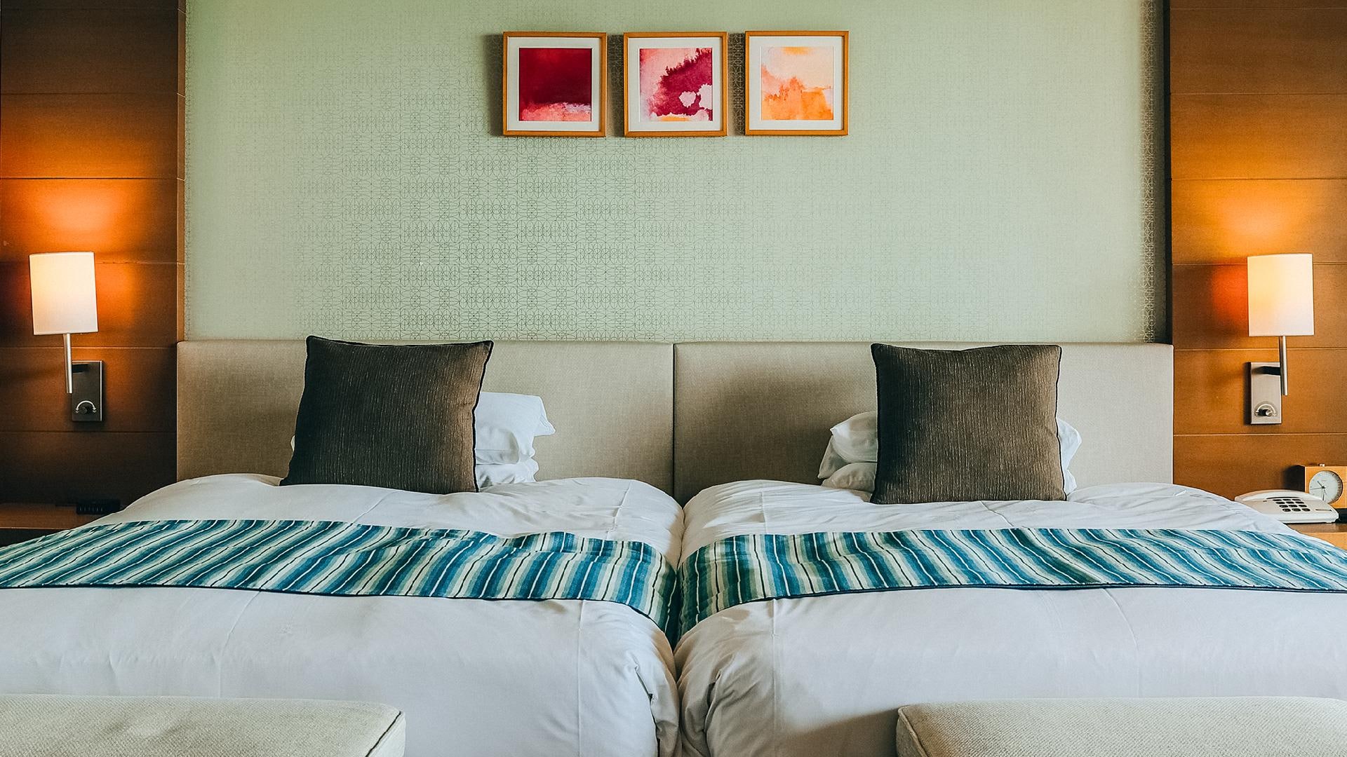 Premium Twin / Wide View Room (Coral Wing)