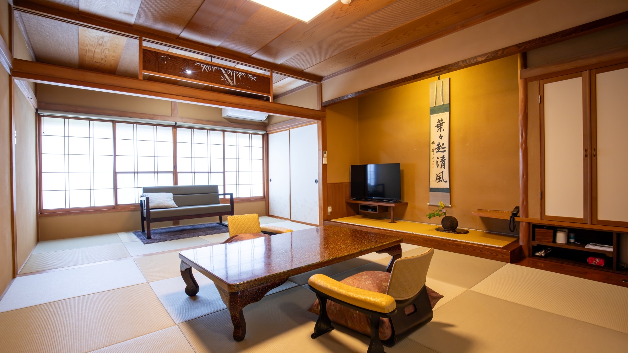 * [Ví dụ về một phòng / Phòng kiểu Nhật 10 chiếu tatami Hakuba (tầng 2)] Không có vách ngăn trên ban công, vì vậy bạn có thể sử dụng không gian rộng rãi.