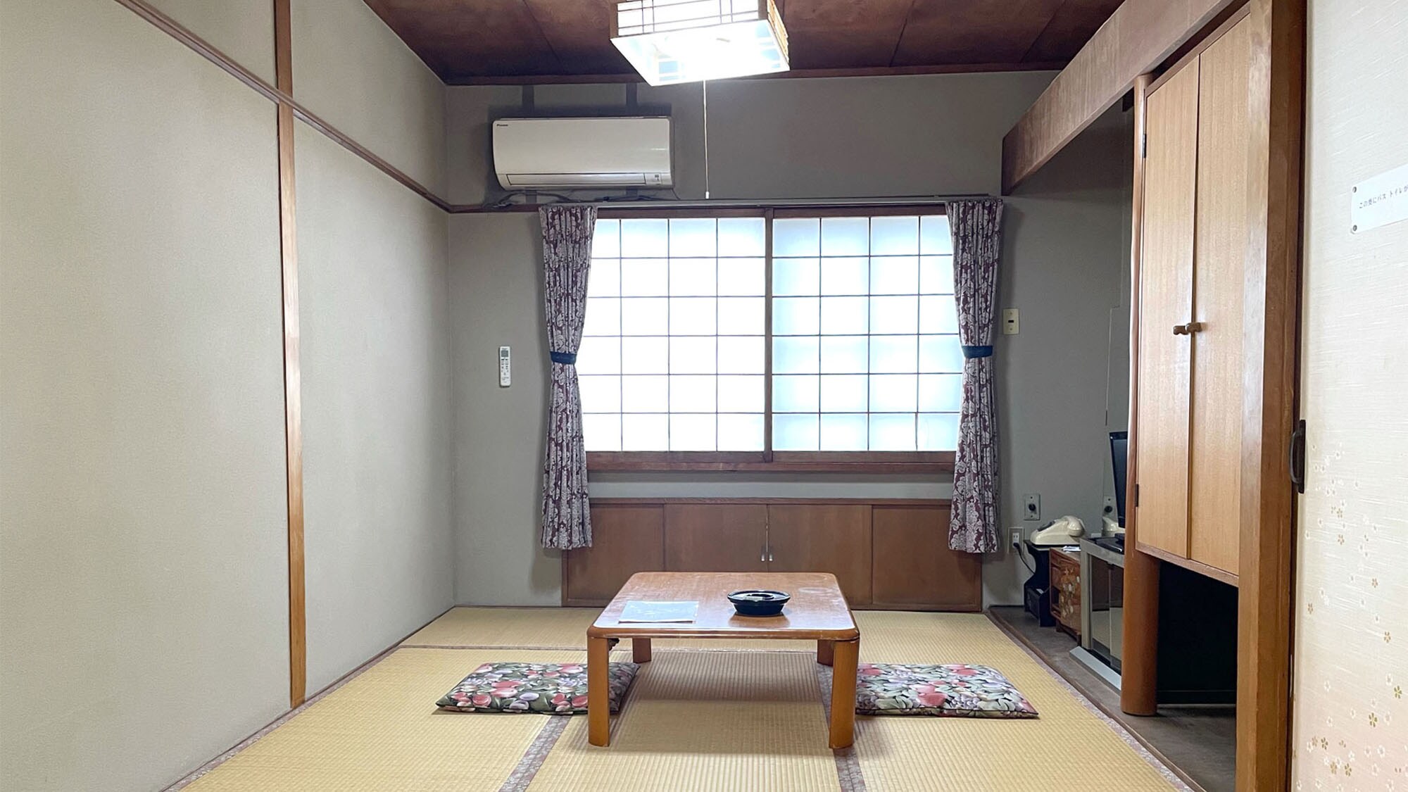 ・ [ตัวอย่างห้องพัก] ห้องสไตล์ญี่ปุ่น 9 เสื่อทาทามิ