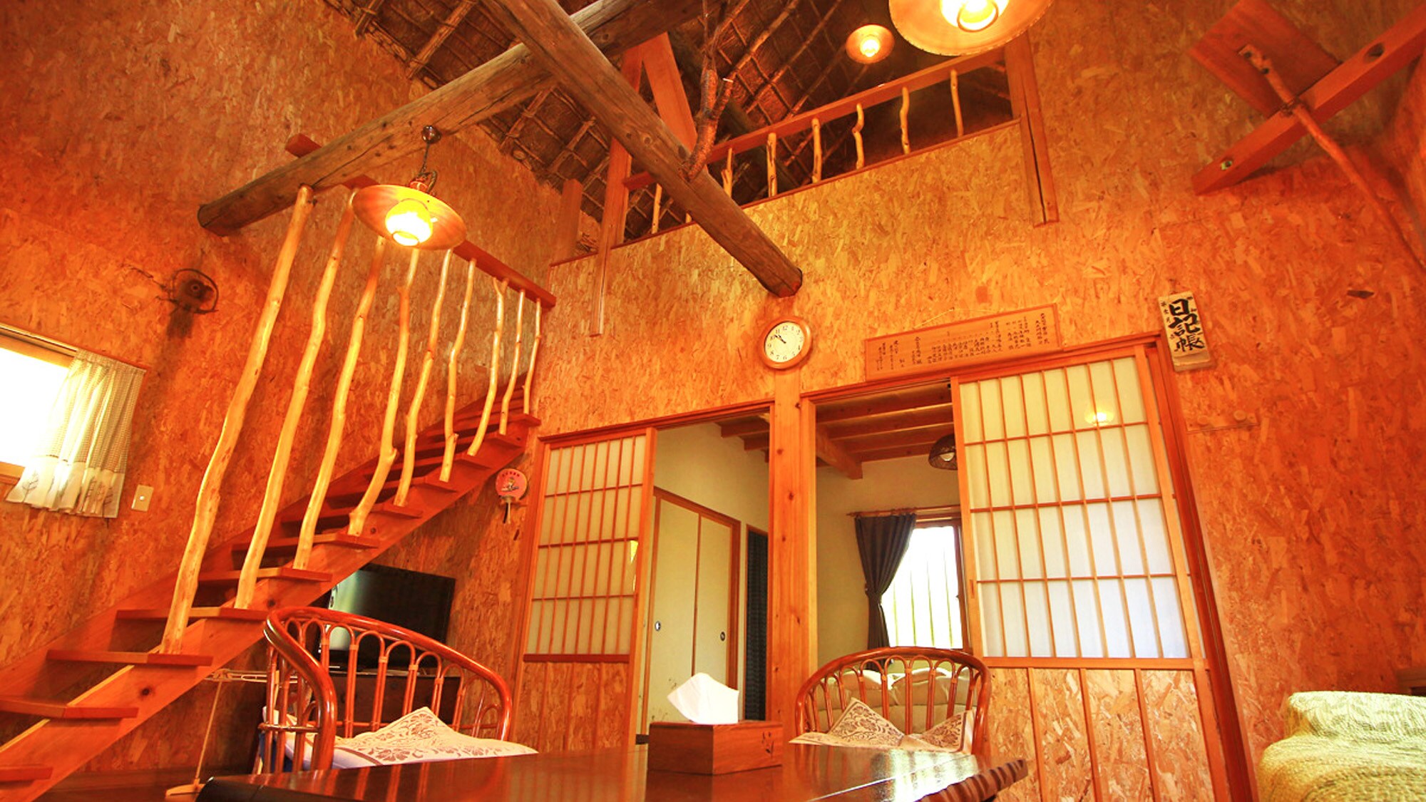 # [Old-style cottage - Awakening] The two-story old-style cottage has a retro atmosphere that creates an extraordinary feeling♪