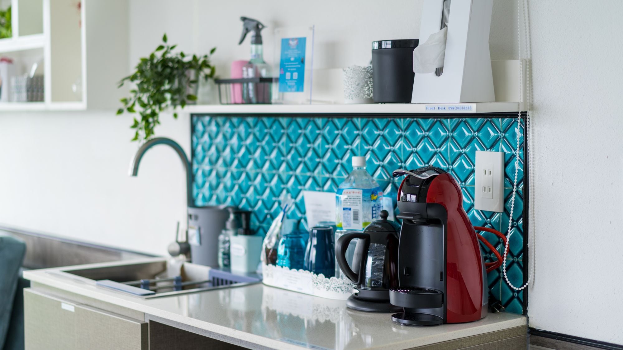 Equipped with a simple kitchen, it is a comfortable space for long-term stays. *IH stoves can be rented at the front desk.