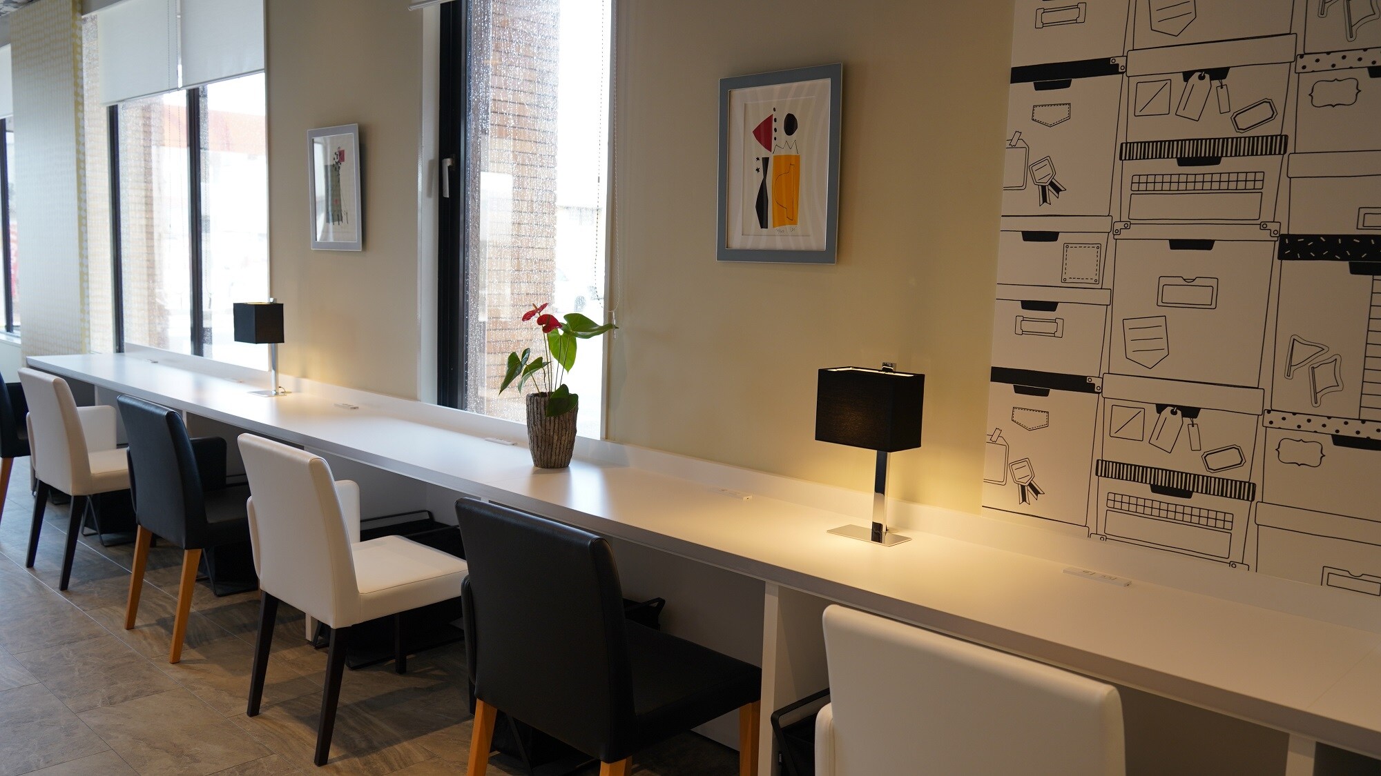 เปิด Coworking Space แล้วที่ร้านอาหาร Flora ชั้น 1!
